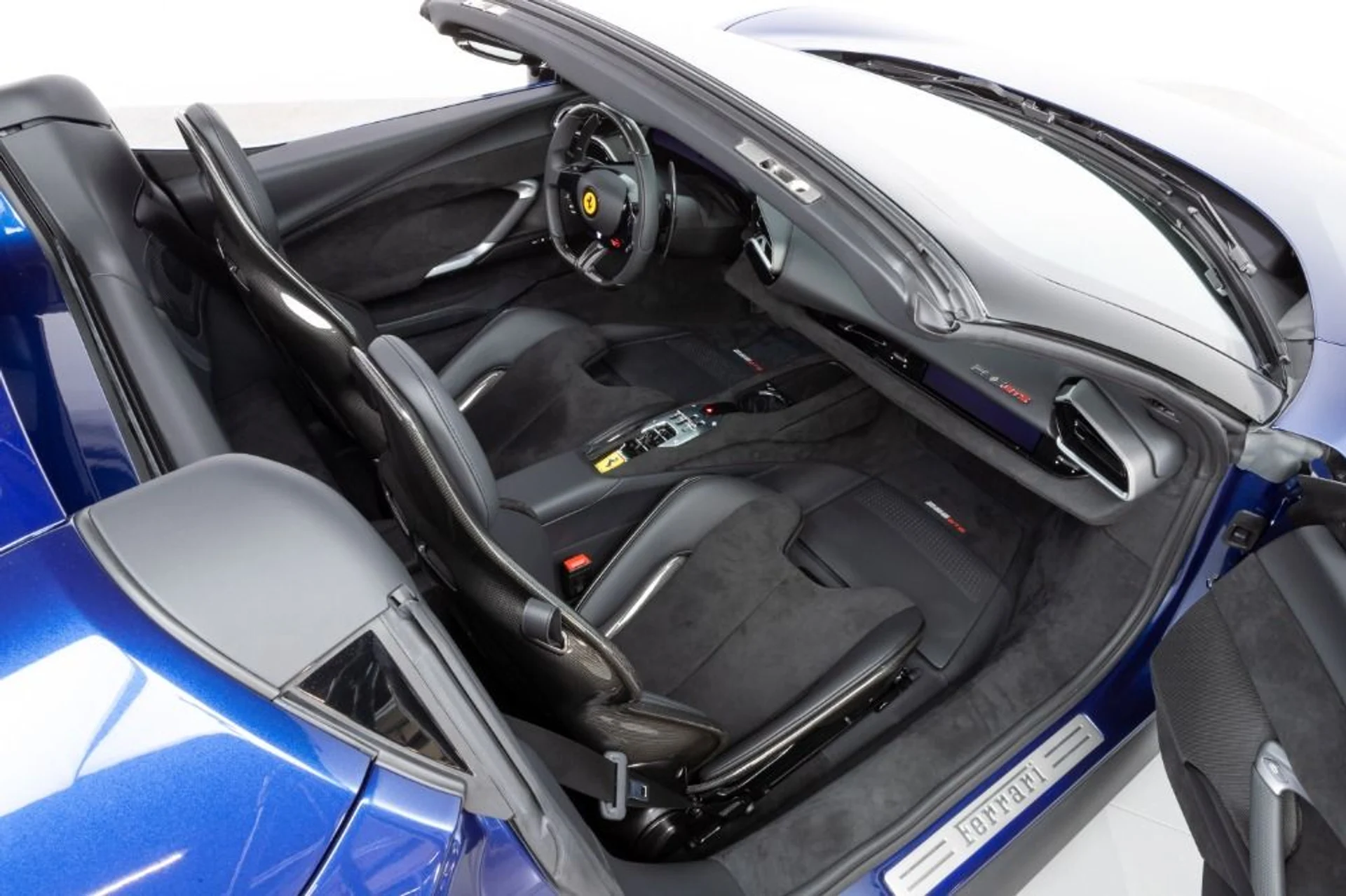 mph036_2819719376_Used_2023_Ferrari_296_GTS_4e6d44239b