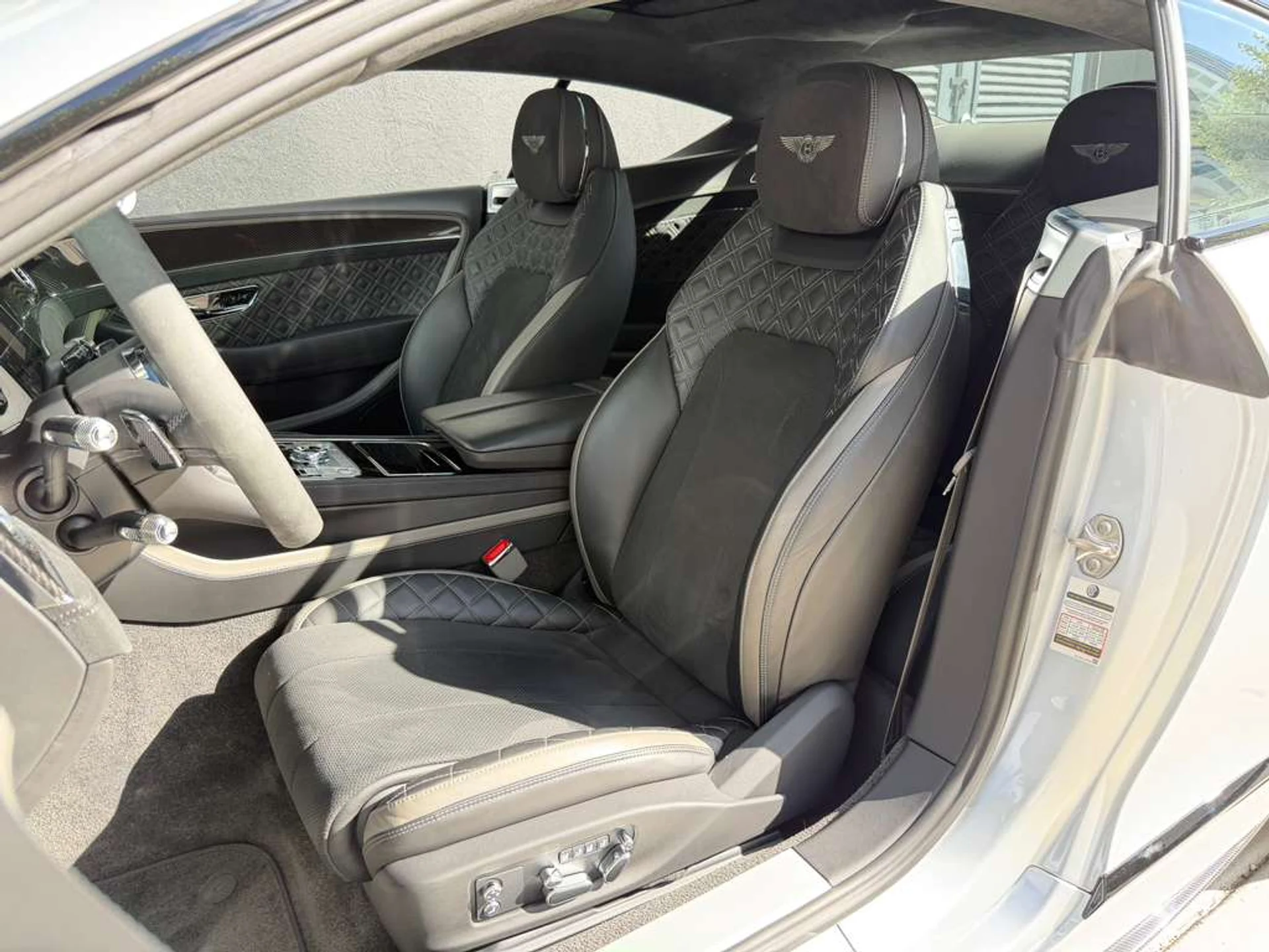 mph036_2825498616_Whats_App_Image_2025_12_17_at_5_40_21_PM_a0e3b345d2