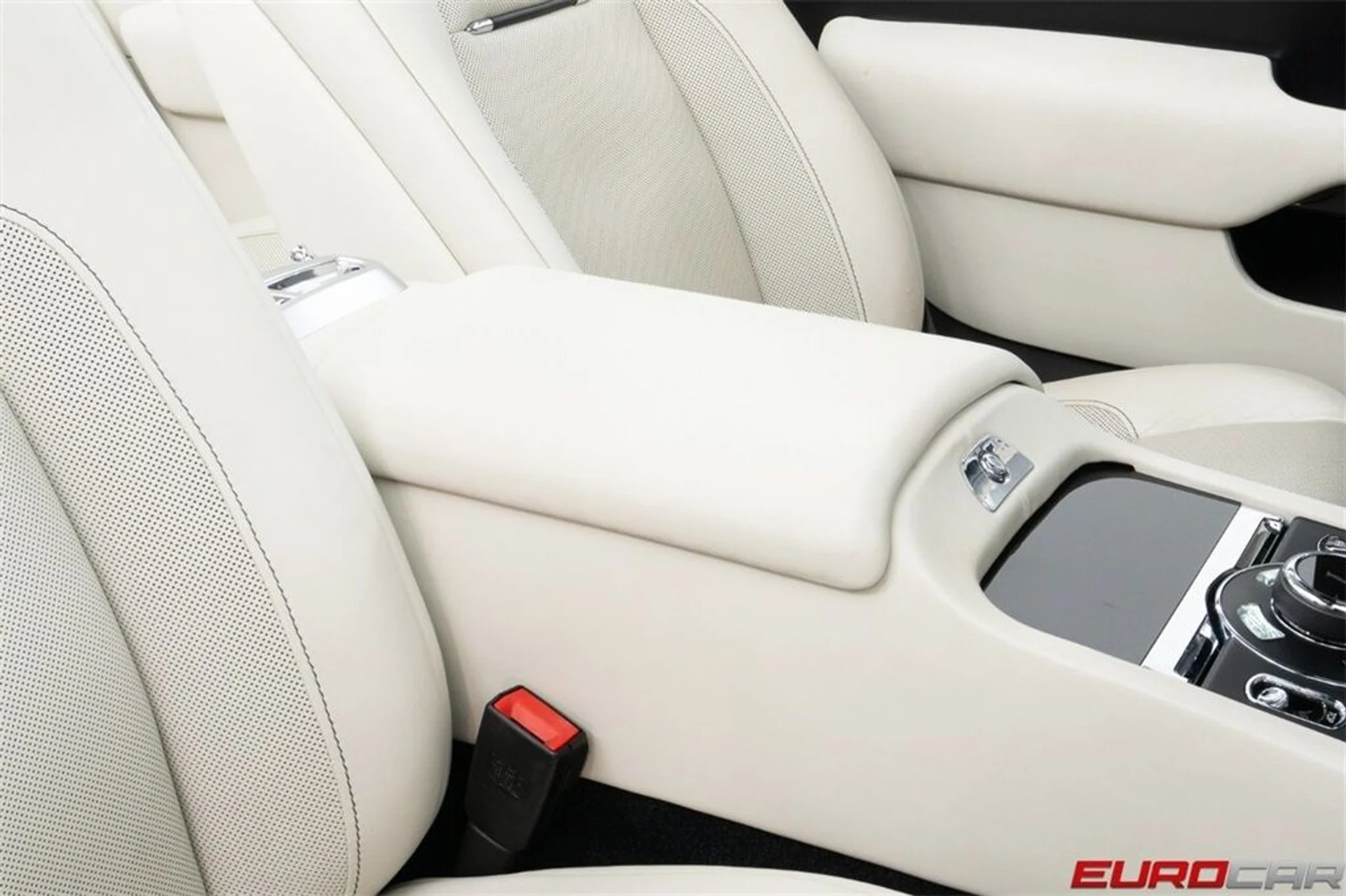 mph036_2827760936_image_37_4928592705