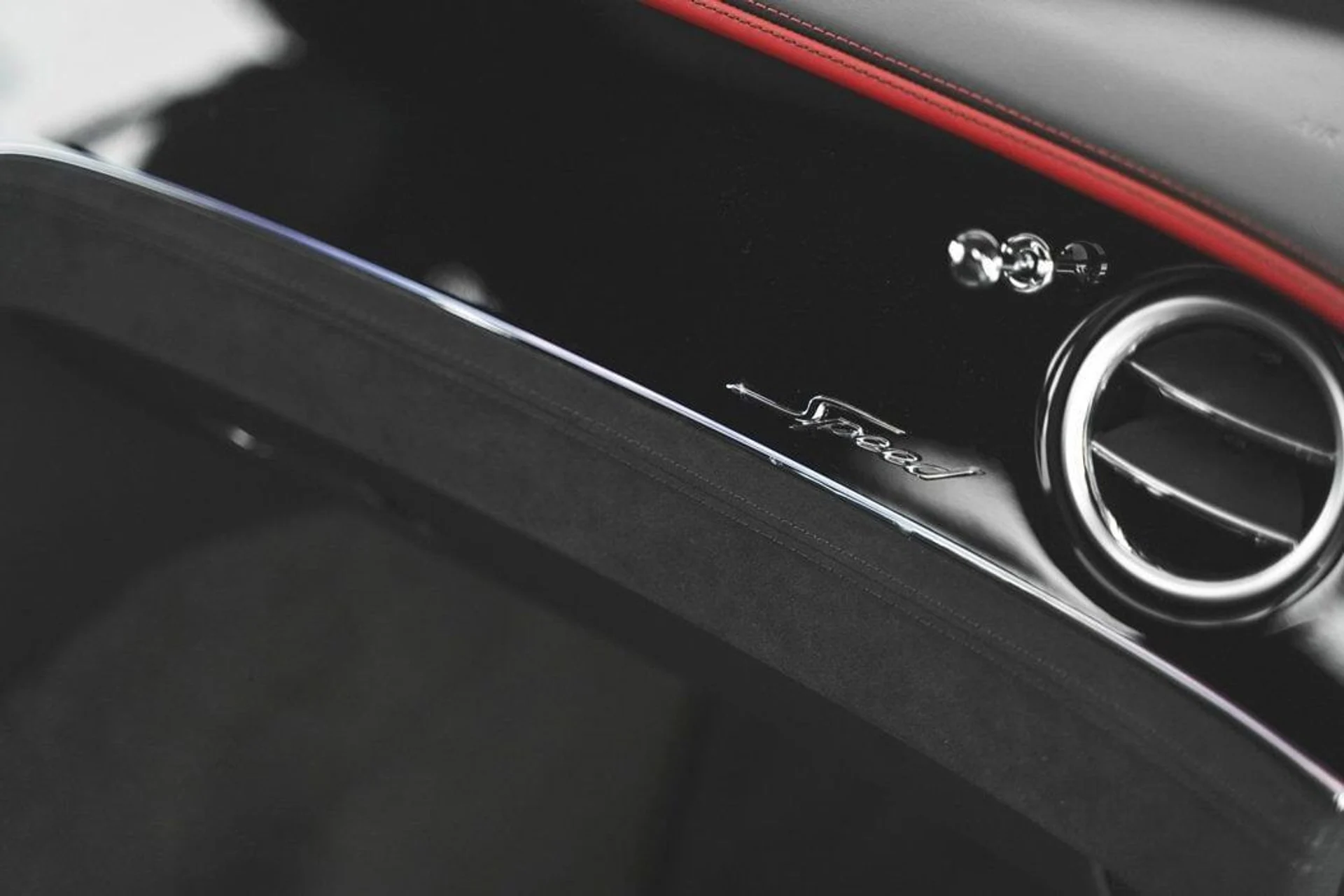 mph036_2828390279_177f79e3bf6bad9ac3153ea971f65199x_c2a71f9450