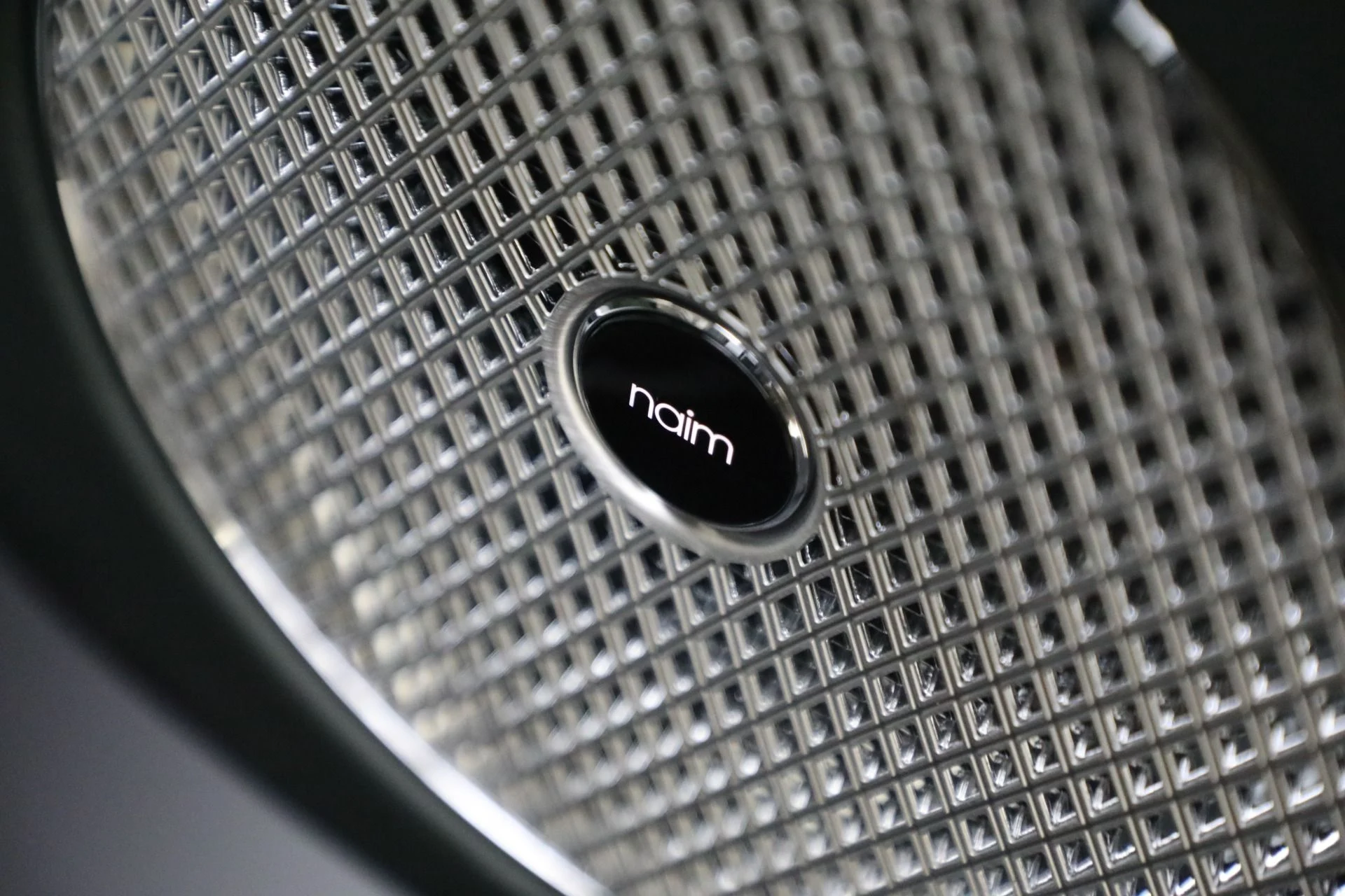 mph036_2830007517_New_2023_Bentley_Bentayga_V8_5263c2eeef
