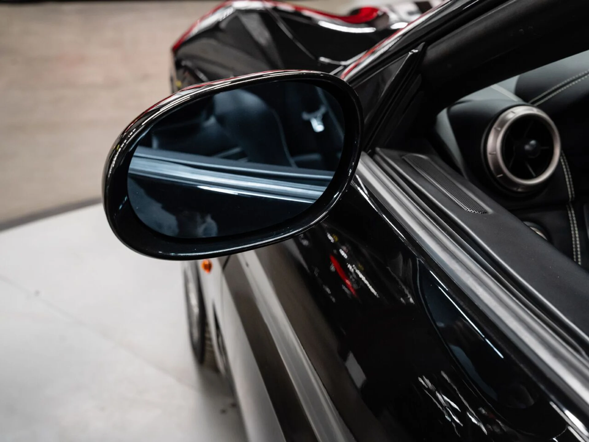 mph036_2860738209_ferrari_california_2011_62b58413f8