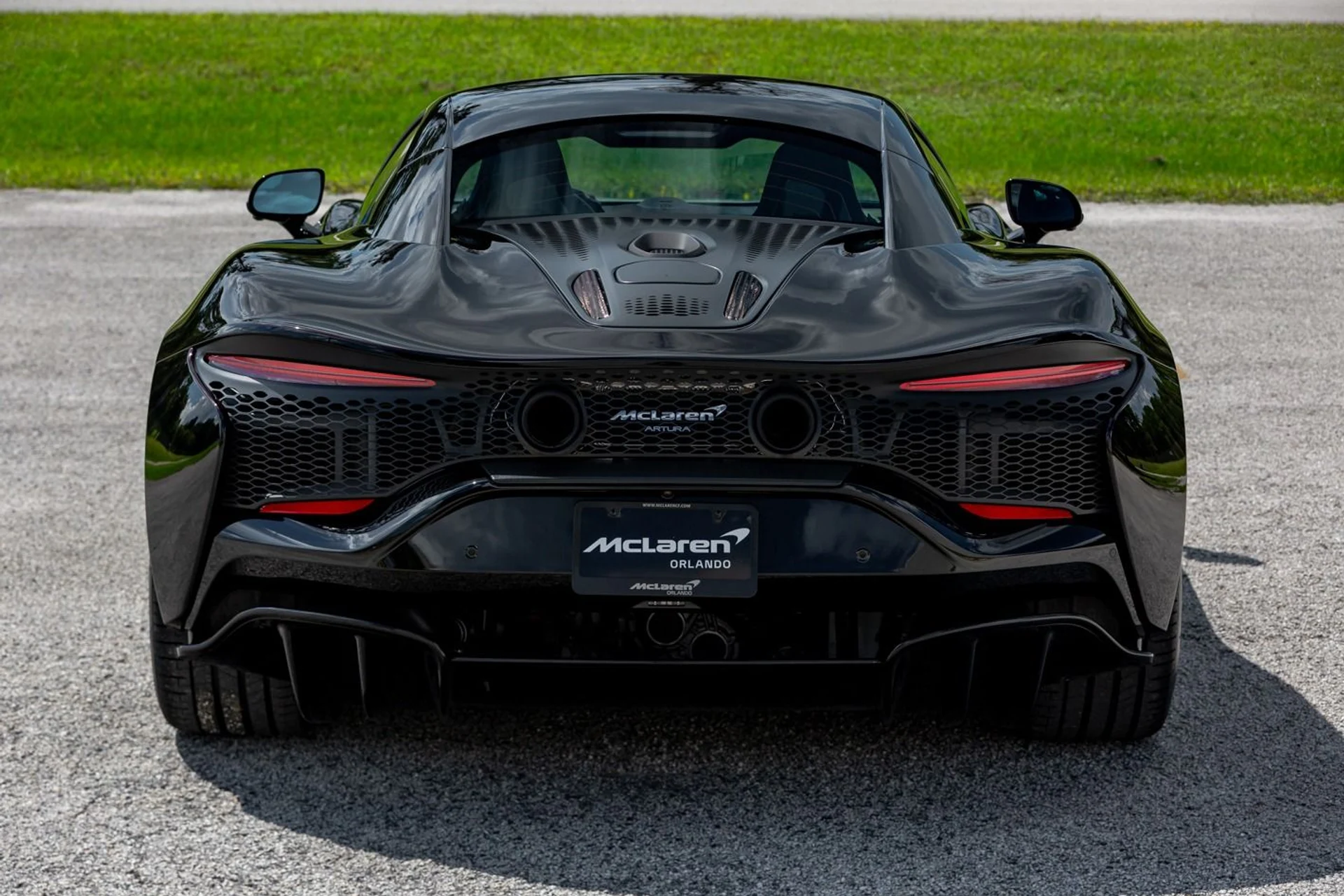 mph036_2865943828_440_p37_l_4b9d70cc5e