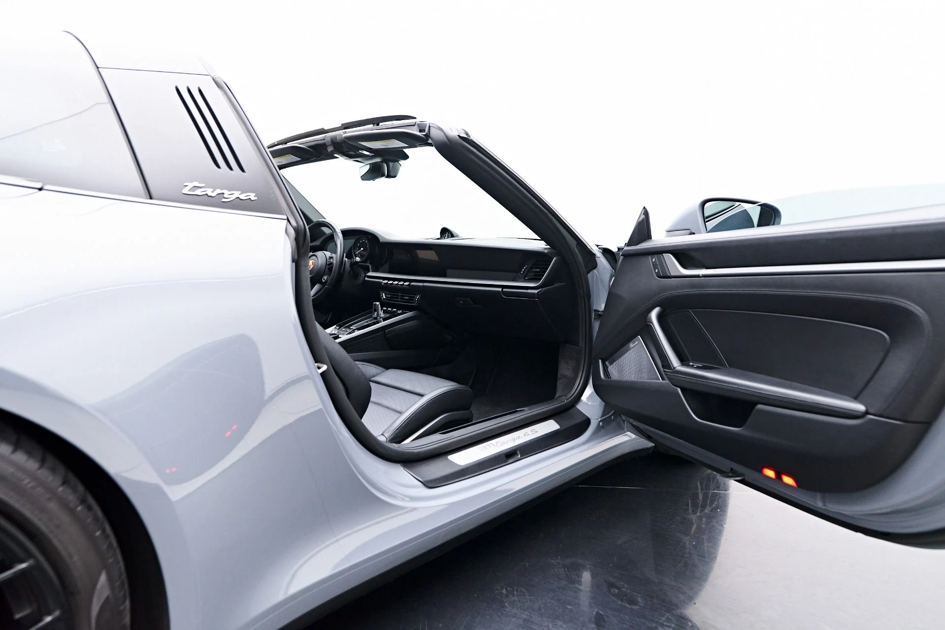 mph036_2874224455_Used_2023_Porsche_911_Targa_4_S_1757702852_d617a6286c