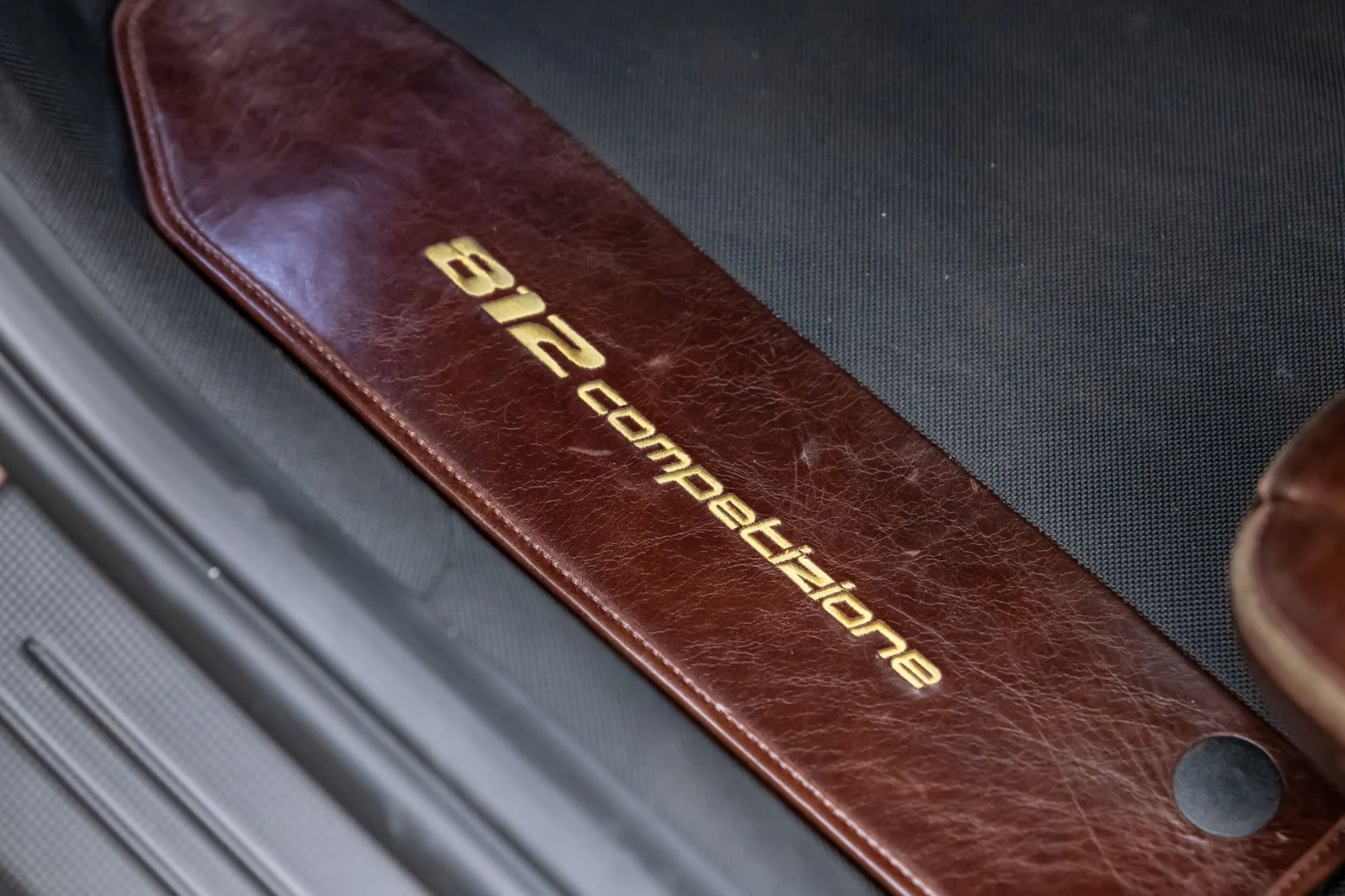 mph036_288748670_13437_p37_l_9bdafa74de