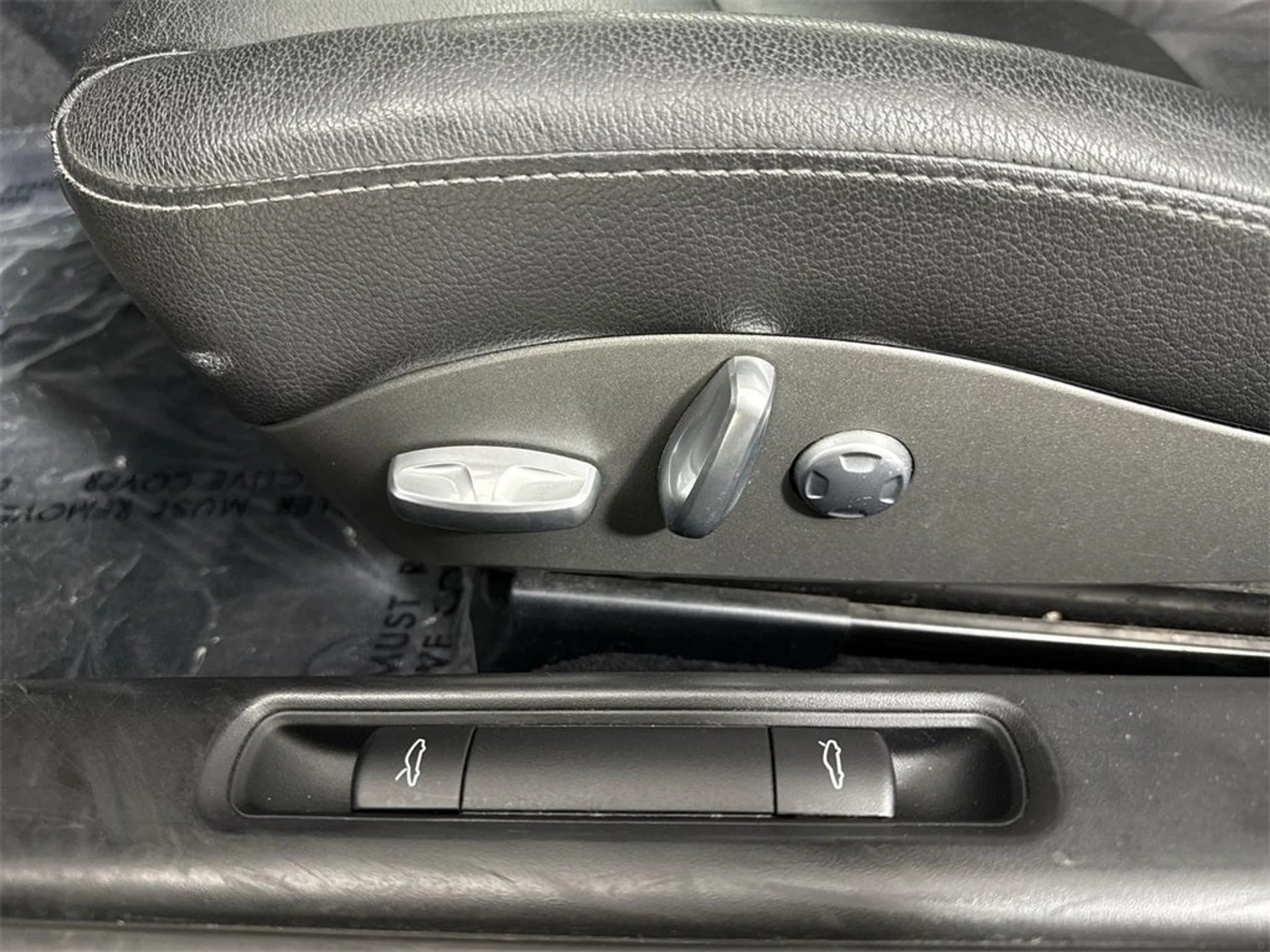 mph036_2893613554_37_b03f6d4f62