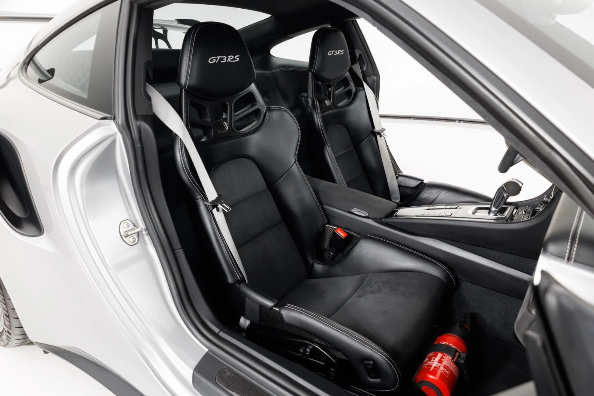 mph036_2898828080_Used_2016_Porsche_911_GT_3_RS_1782496716_a4a3759f92