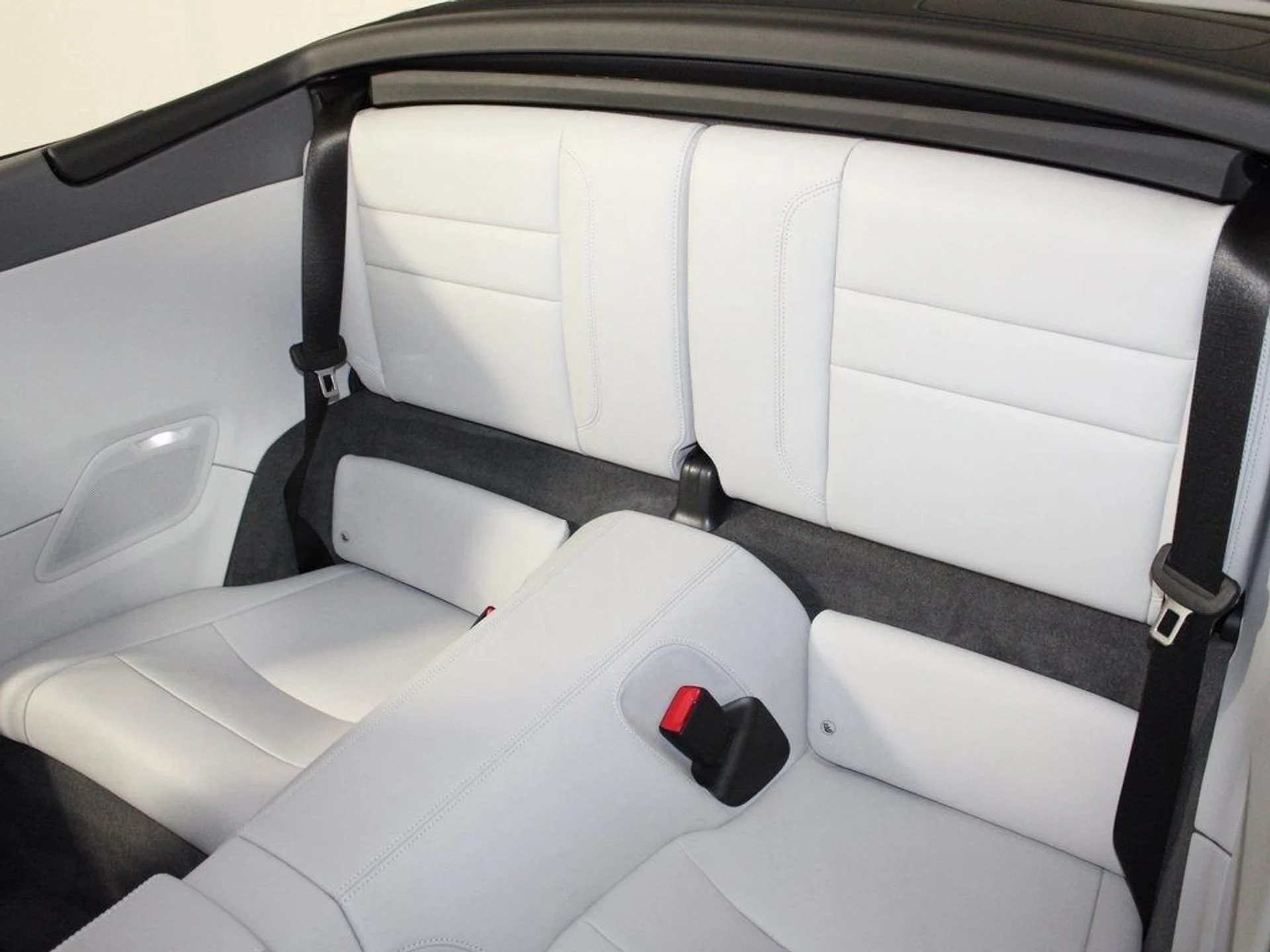 mph036_292409892_37_537f709c32