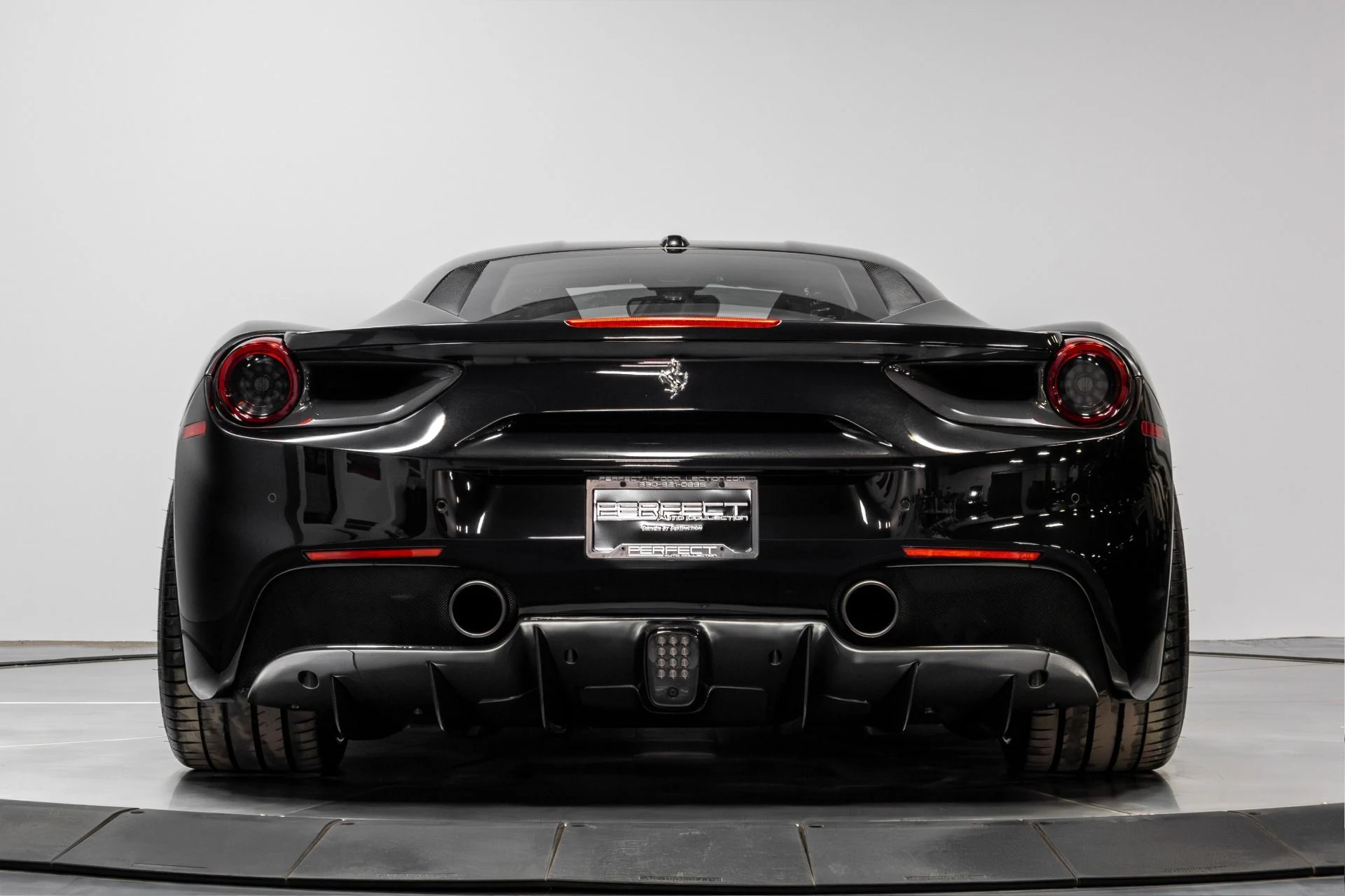 mph036_2928025437_Used_2018_Ferrari_488_GTB_Base_1771040686_f420c7cbe7