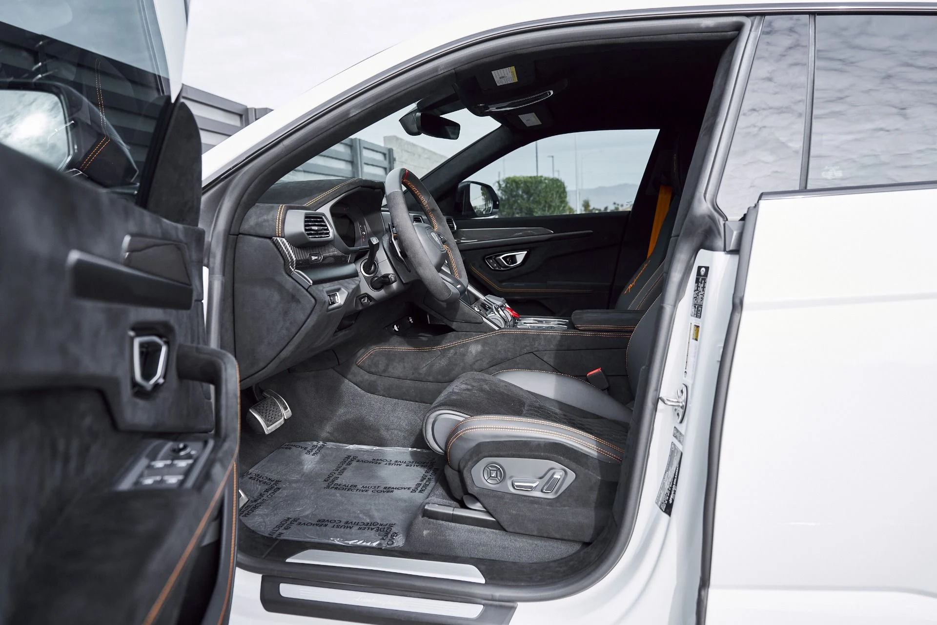 mph036_2931609690_Used_2024_Lamborghini_Urus_Performante_1768001139_98a6c5d7f3