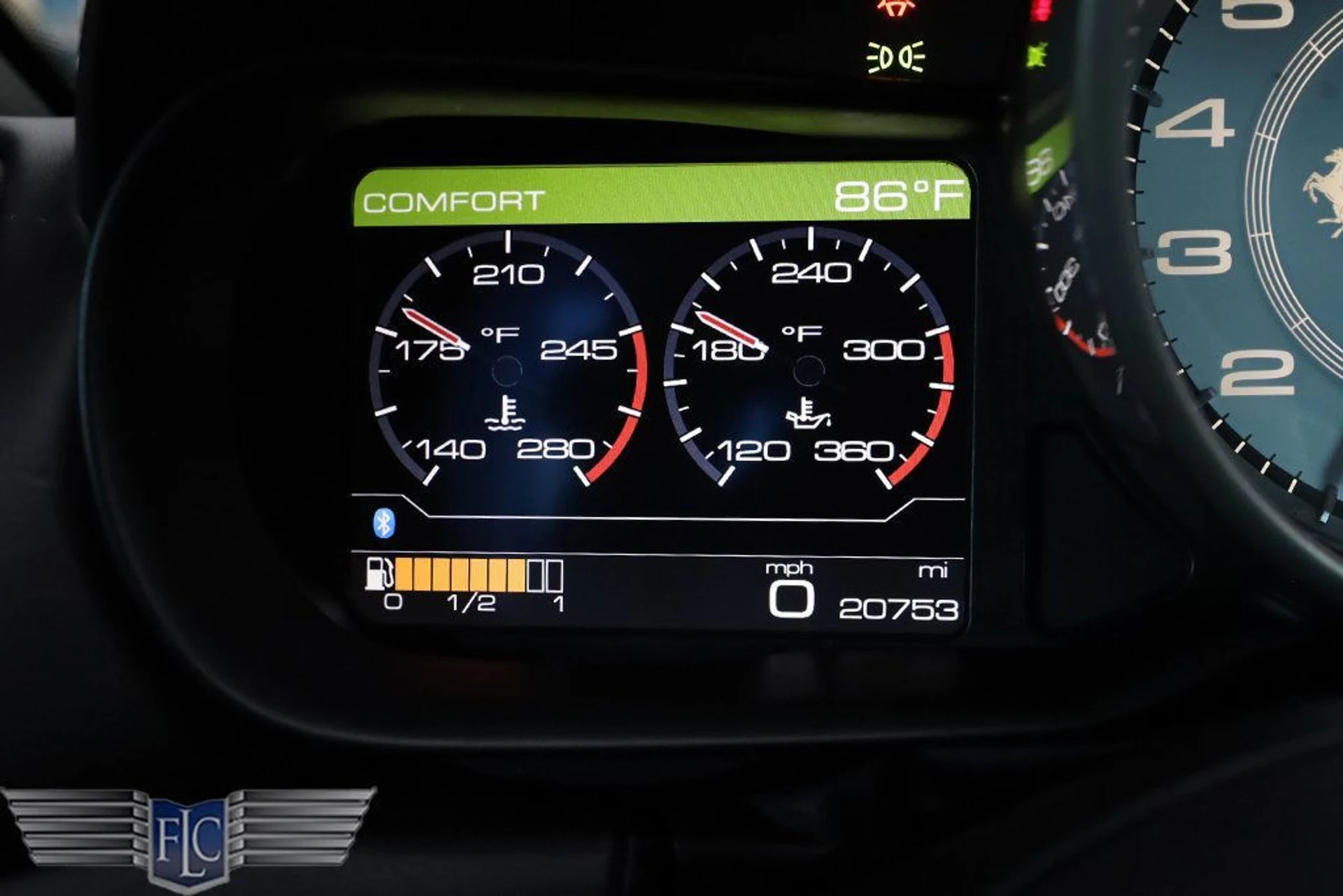 mph036_2940220031_used_2015_ferrari_california_t2drconvertible_6305_23020099_37_1024_498aaba2d2