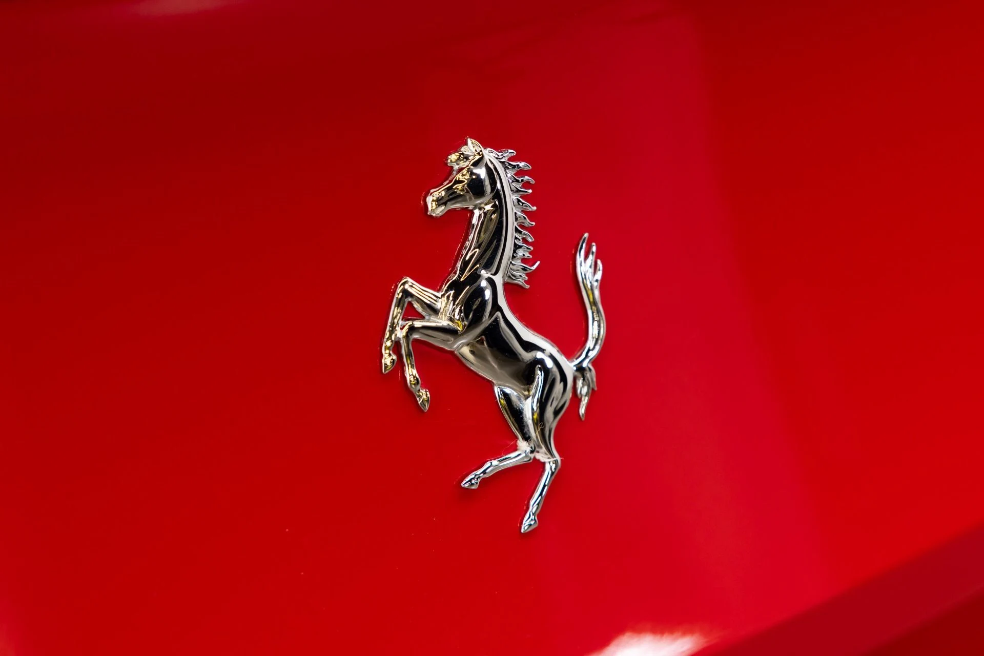 mph036_2957416305_Used_2017_Ferrari_California_T_1784583649_a5bab5654e