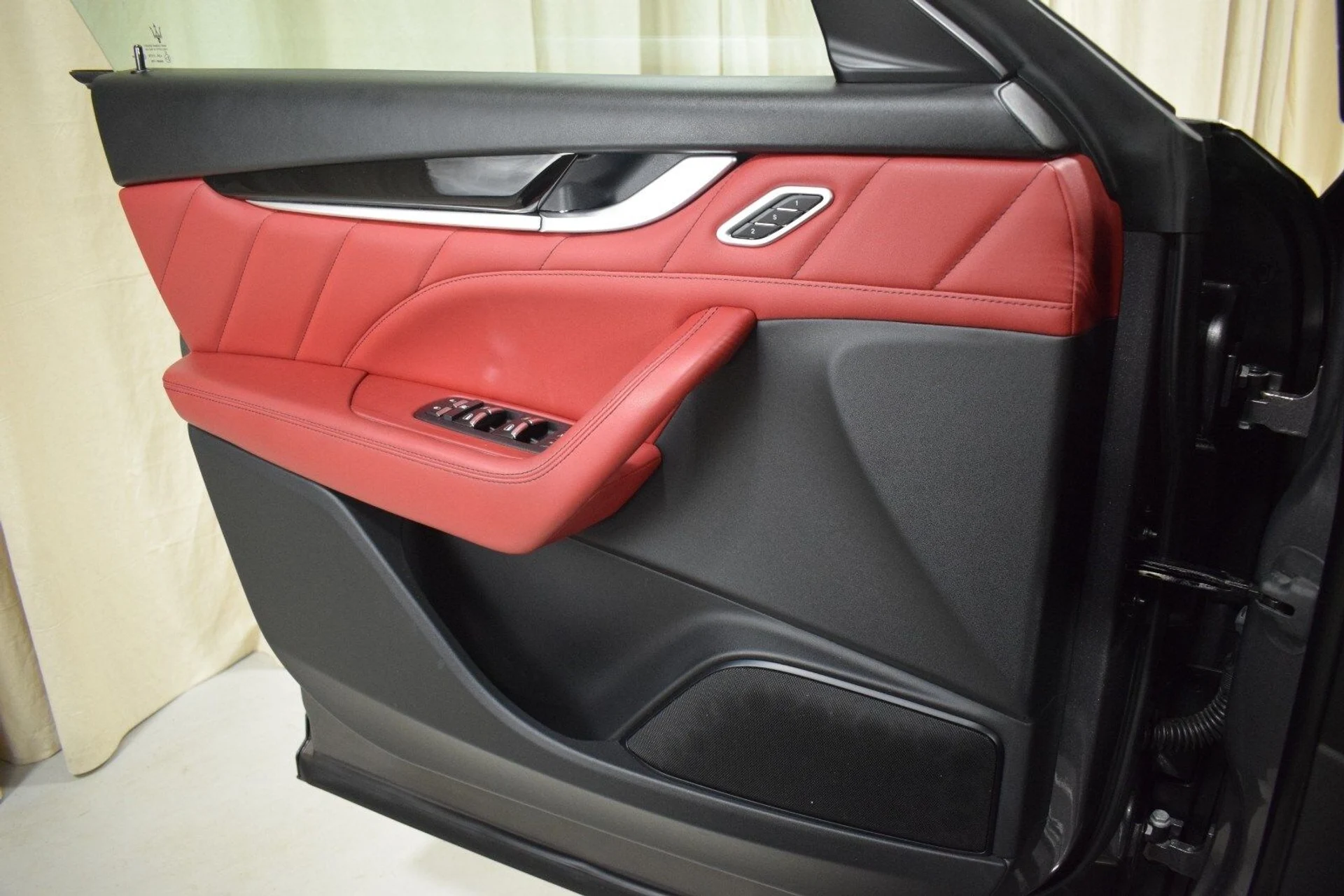 mph036_2971630315_4c4257d3333b09e07e629f92f2e4f087x_cb1fe77b25