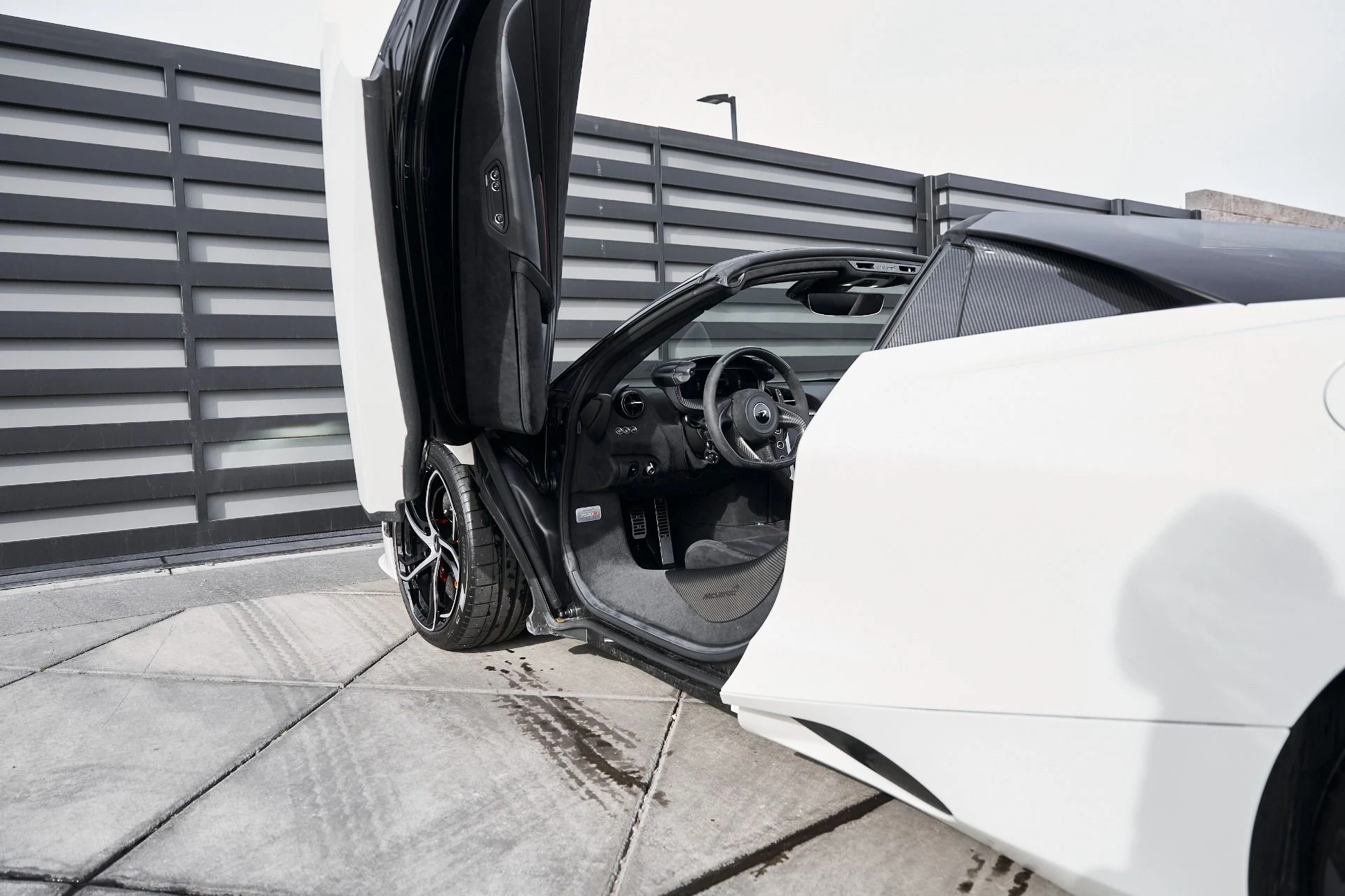 mph036_2972191393_Used_2024_Mc_Laren_750_S_1769048318_77d1267f57