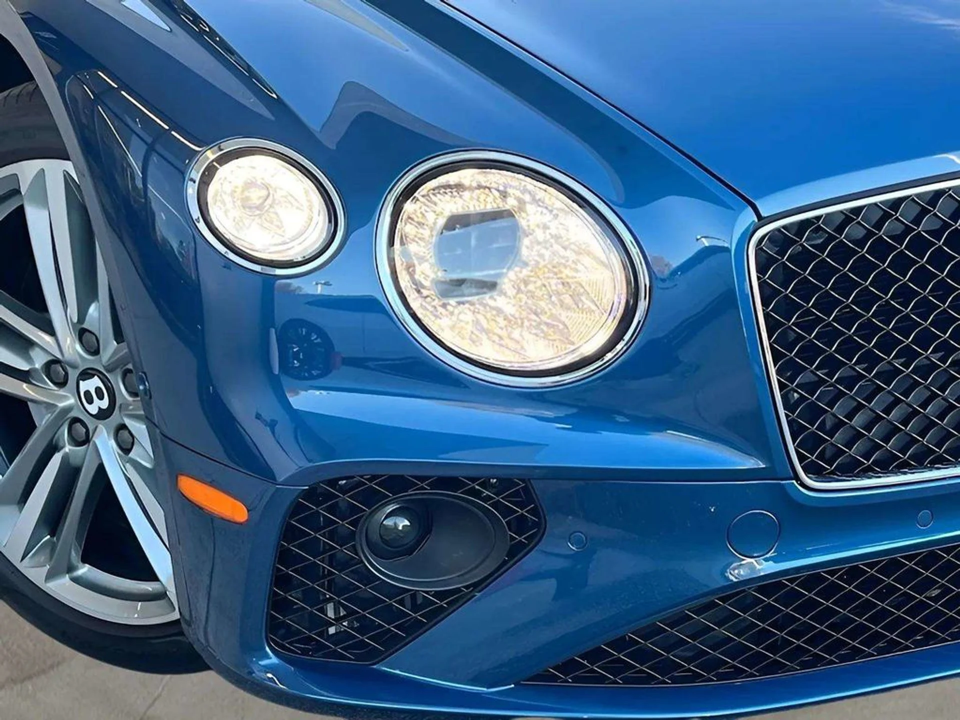 mph036_2997868059_f20d7554b9020096b47aa647e9d68c64x_a68d9bf975