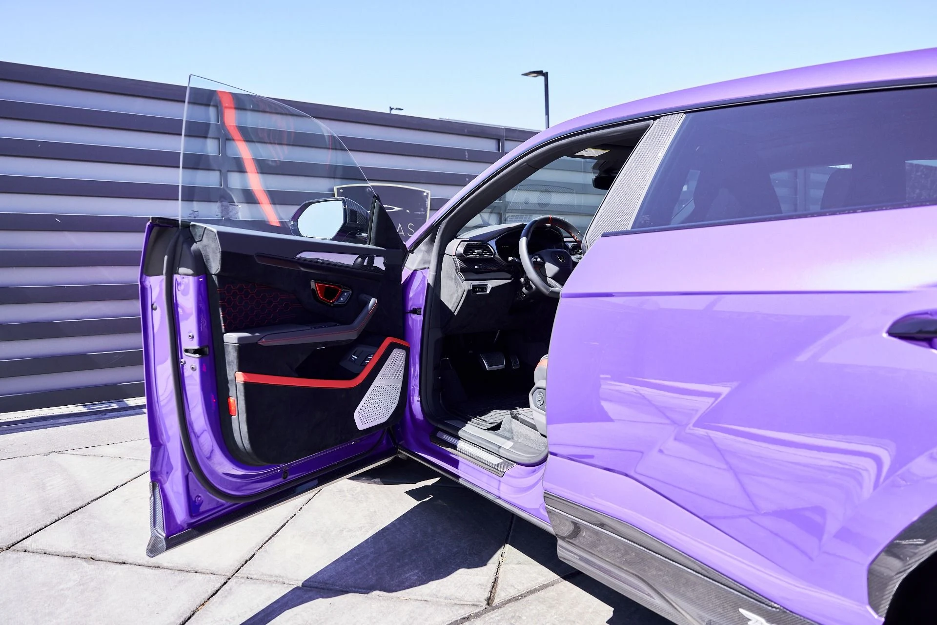 mph036_3005692593_Used_2024_Lamborghini_Urus_Performante_1773968283_00ea9f9336