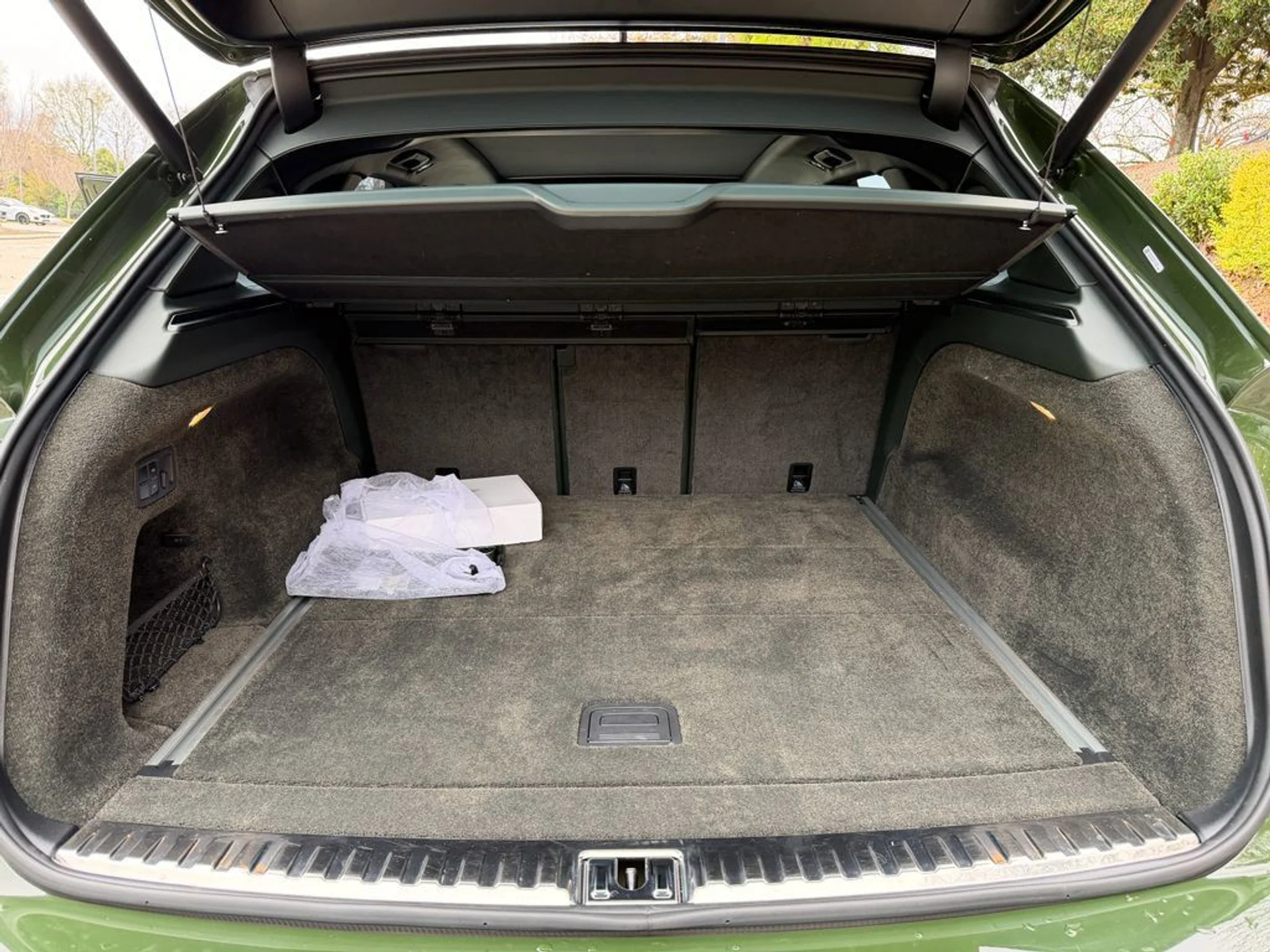 mph036_3021596605_2fb9f4692221462b8b3b15a290a765d9_5a264efc75