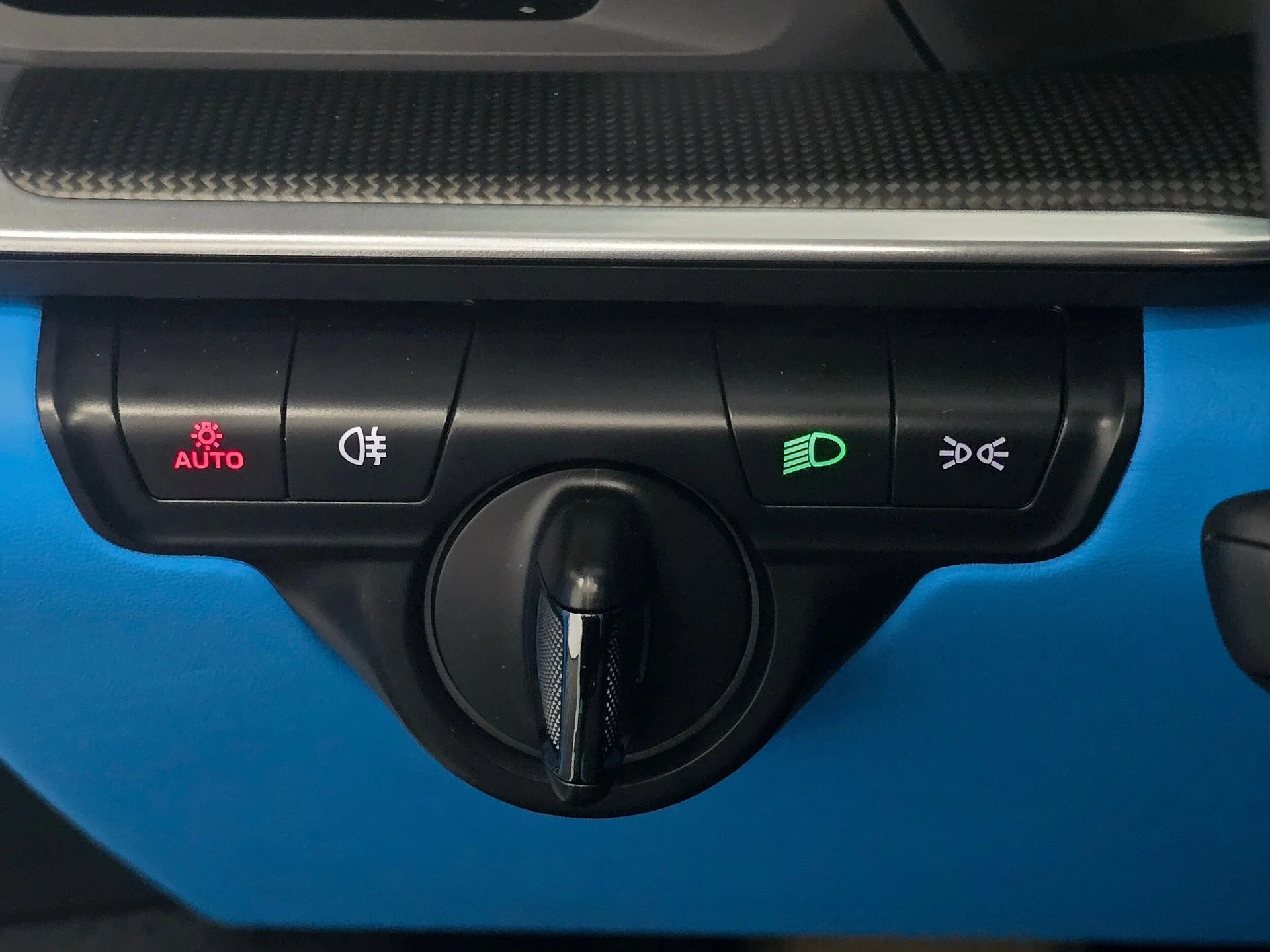 mph036_303032670_3fe4135d706cfa20ef161b67bdfc092dx_b12588fdcf