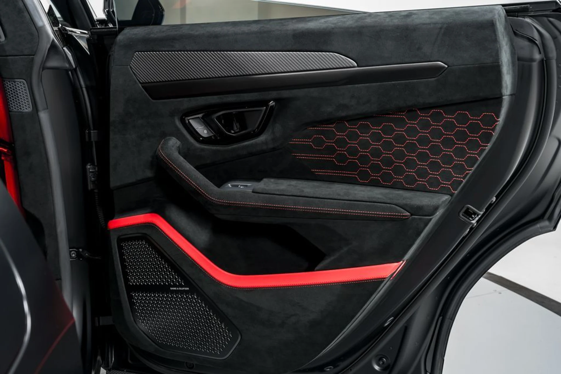 mph036_303398753_07f2ff8a14463301c6d9fbe66a723886x_79ff231b66