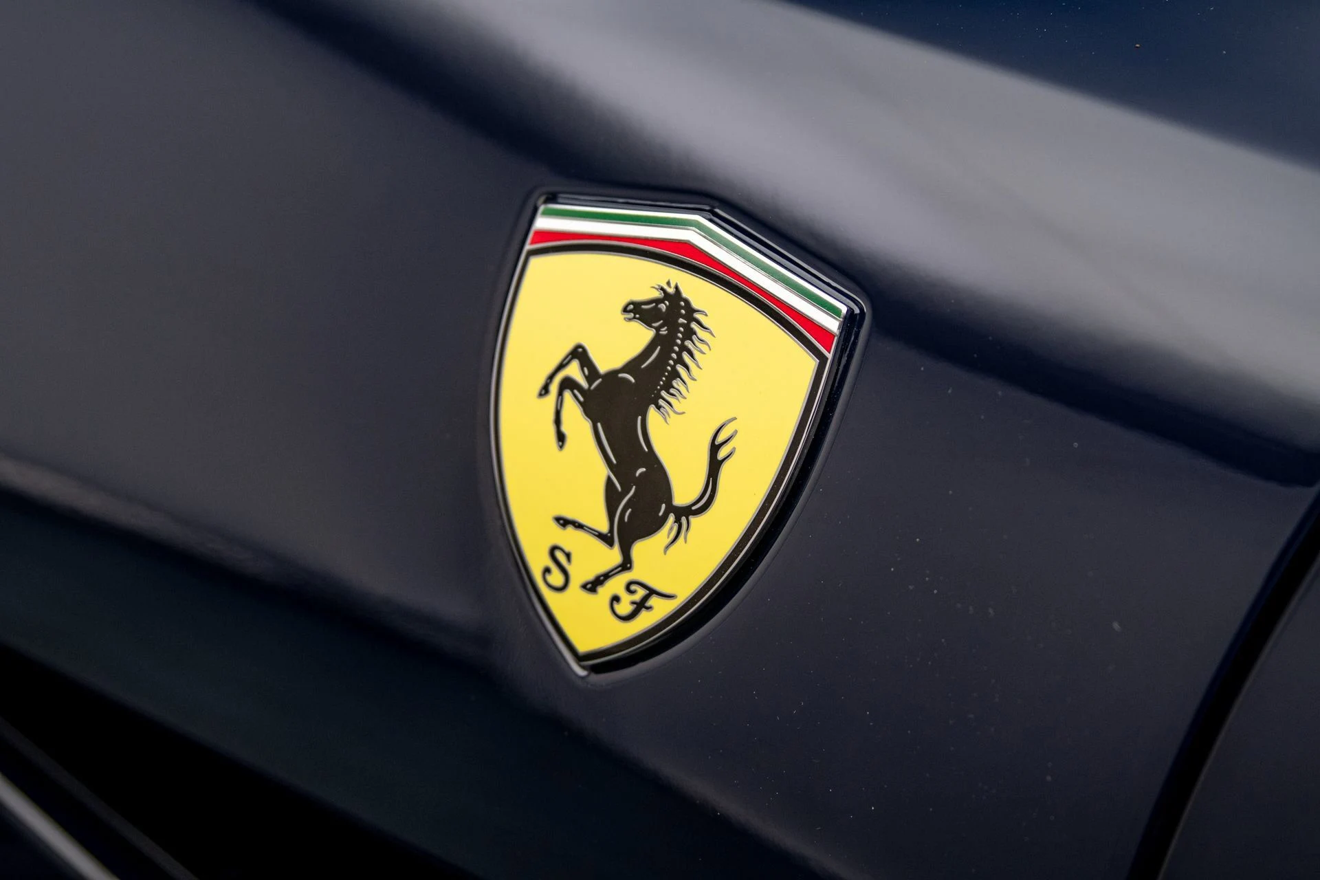 mph036_3035013789_a199a0712b8b4d248eaaec49b3551e53_11936c29bd