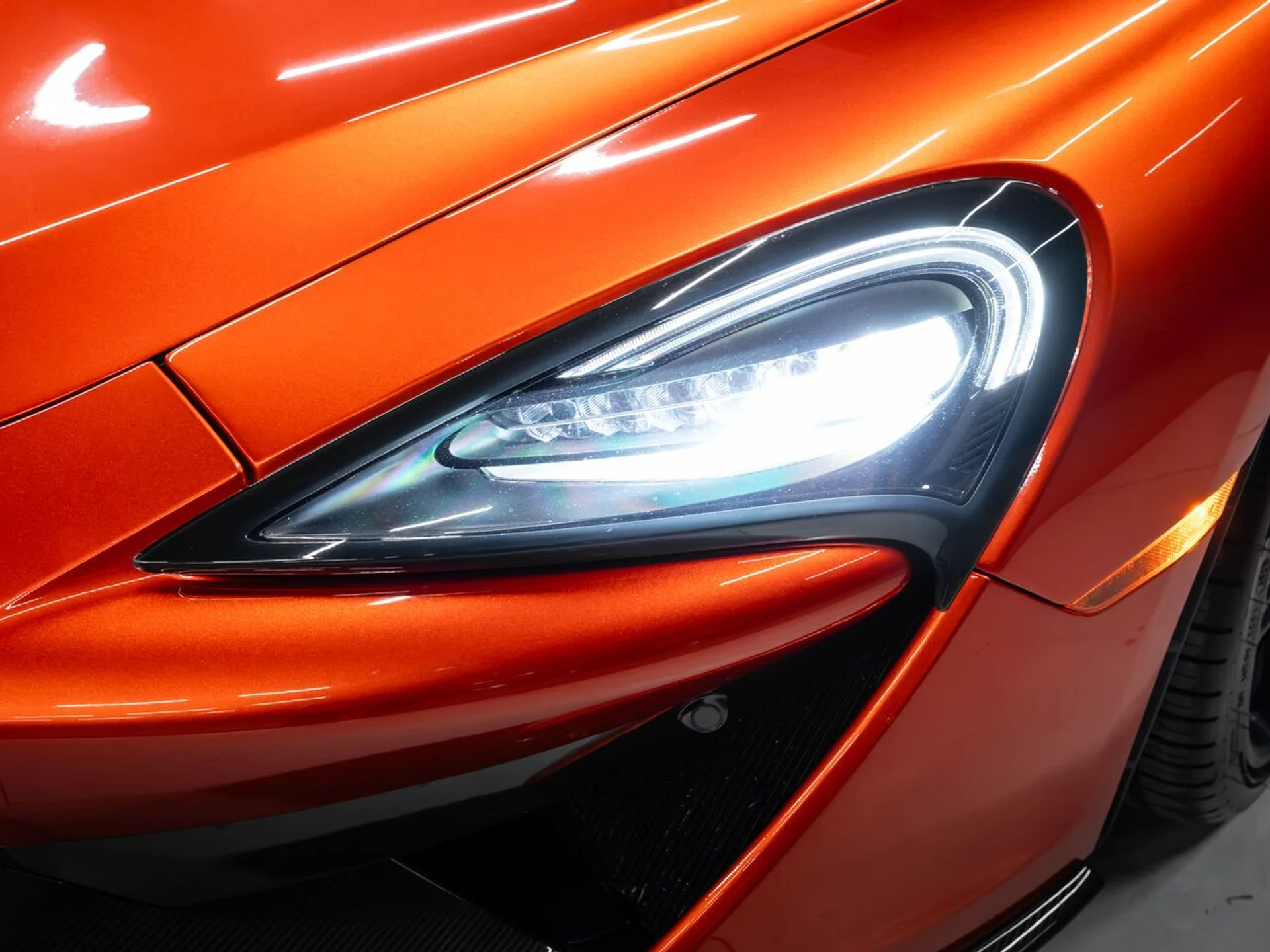 mph036_3047048366_mclaren_570s_2017_7a57fe0776