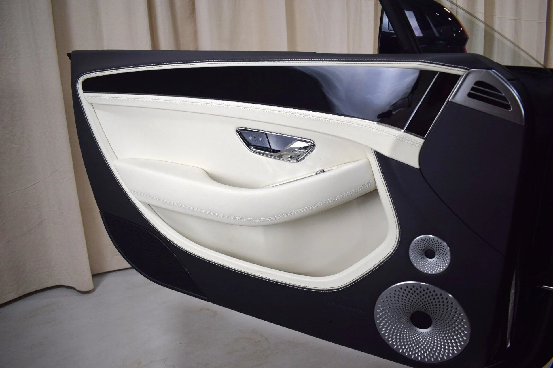 mph036_3047770123_5d4458dd4c377eb30c1d66759b9ccc8ex_310bb02c40