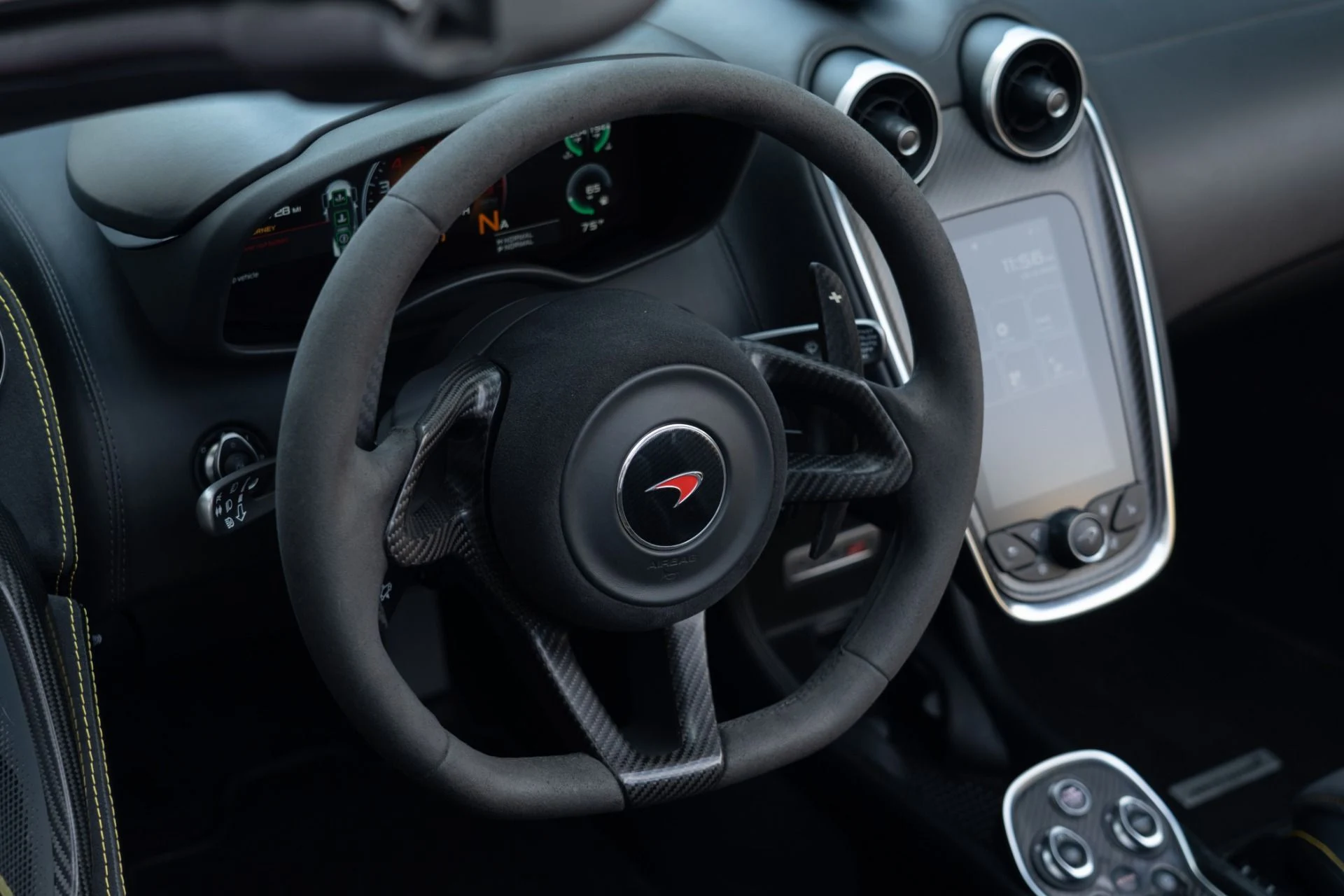 mph036_3059879671_Used_2018_Mc_Laren_570_S_Spider_1757711863_882bc9efe7