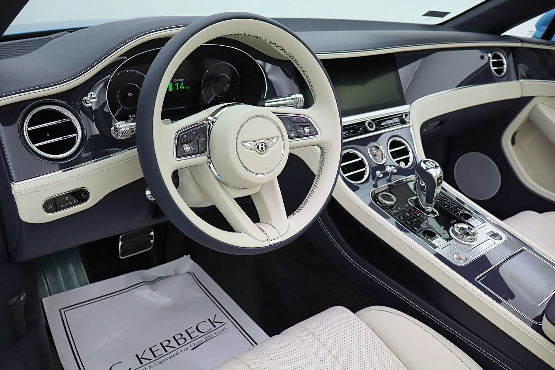 mph036_3064866072_New_2026_Bentley_Continental_GTC_11e5bae36c