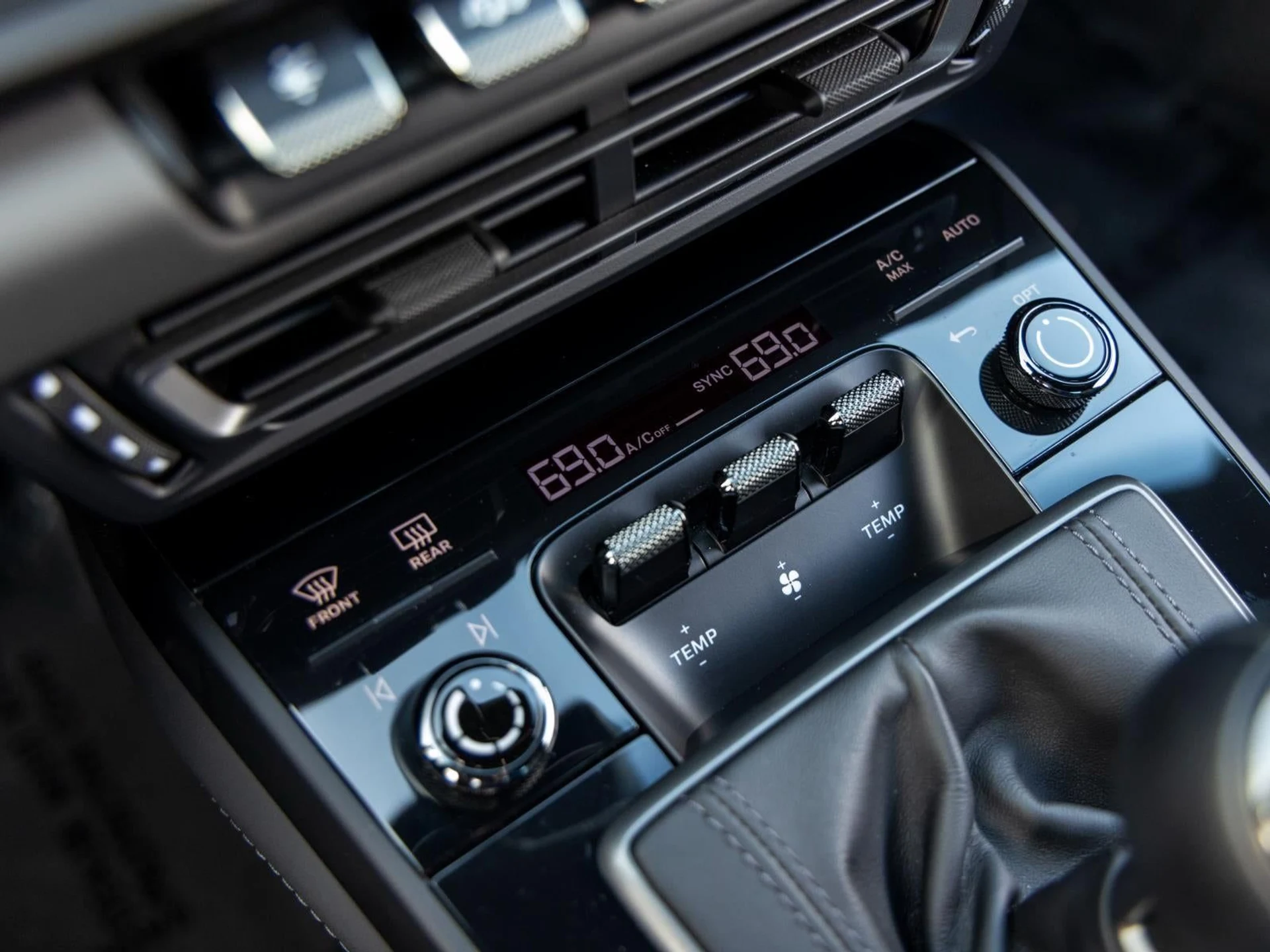 mph036_3071054027_37_67e691f4e0