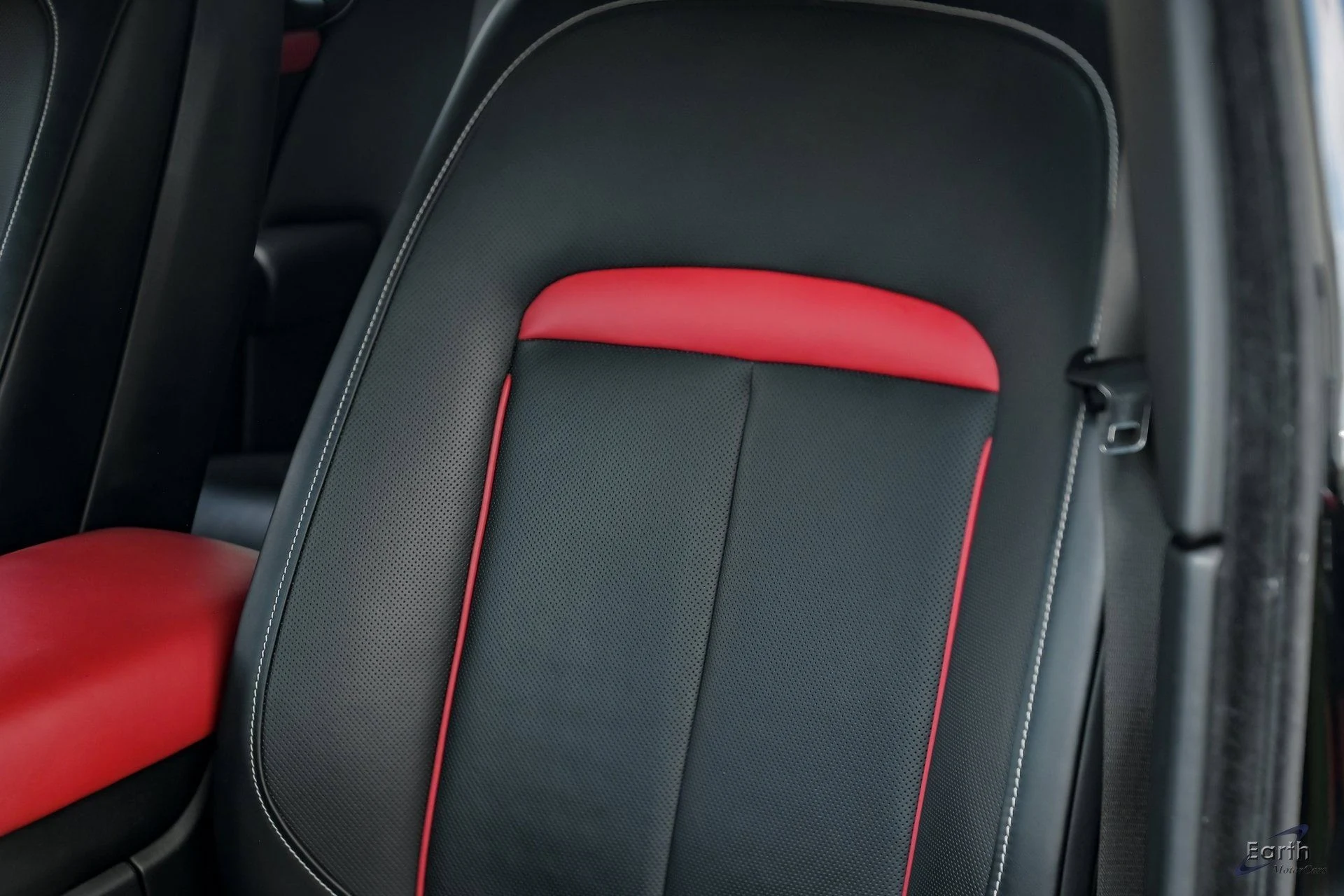 mph036_307669528_d707c3373fa854d427176a6c34e1008cx_816674ffe0