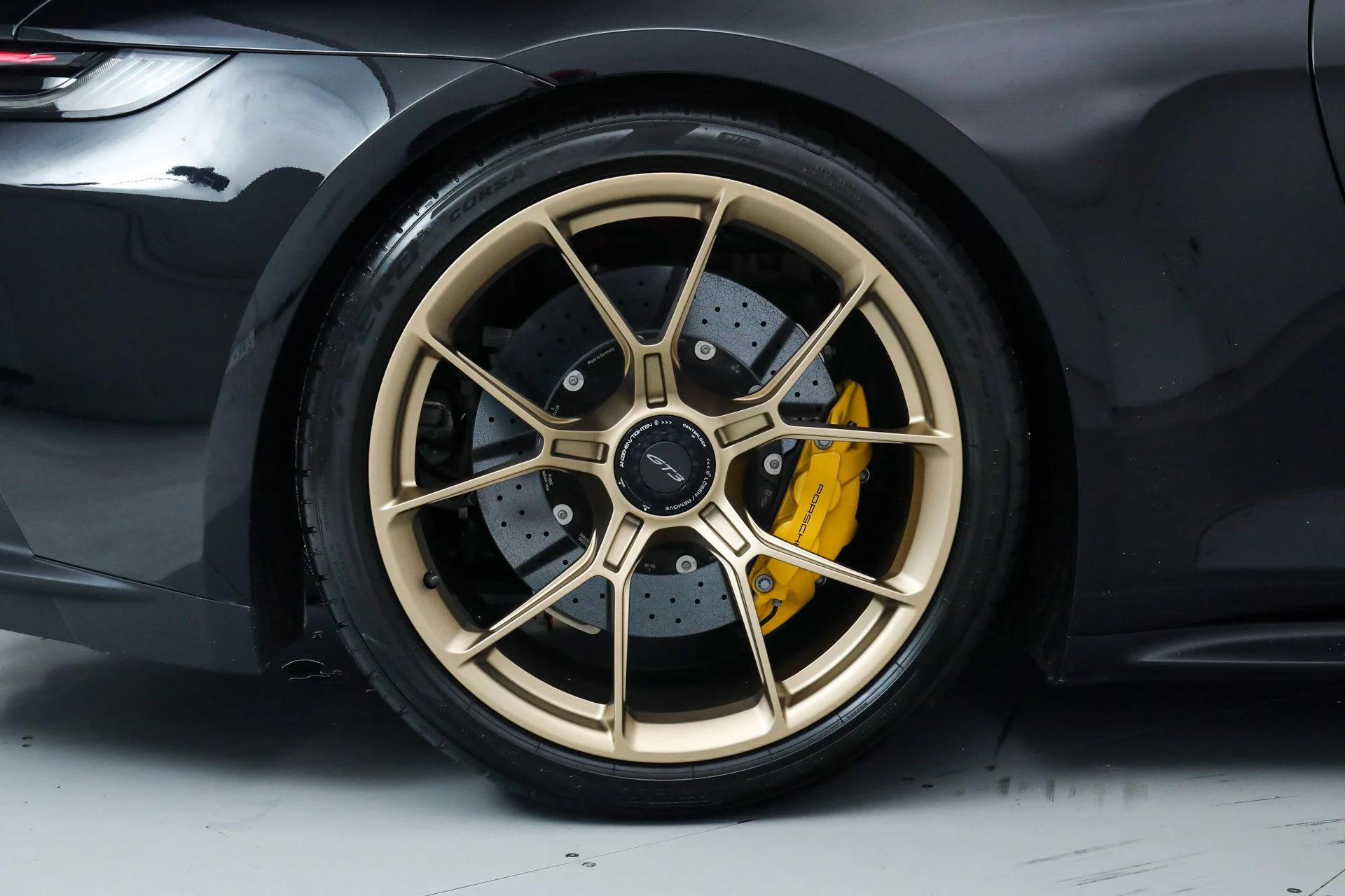 mph036_3076868421_77d73f74ef95a1d858e5d9b9eebf3527_cb915db935