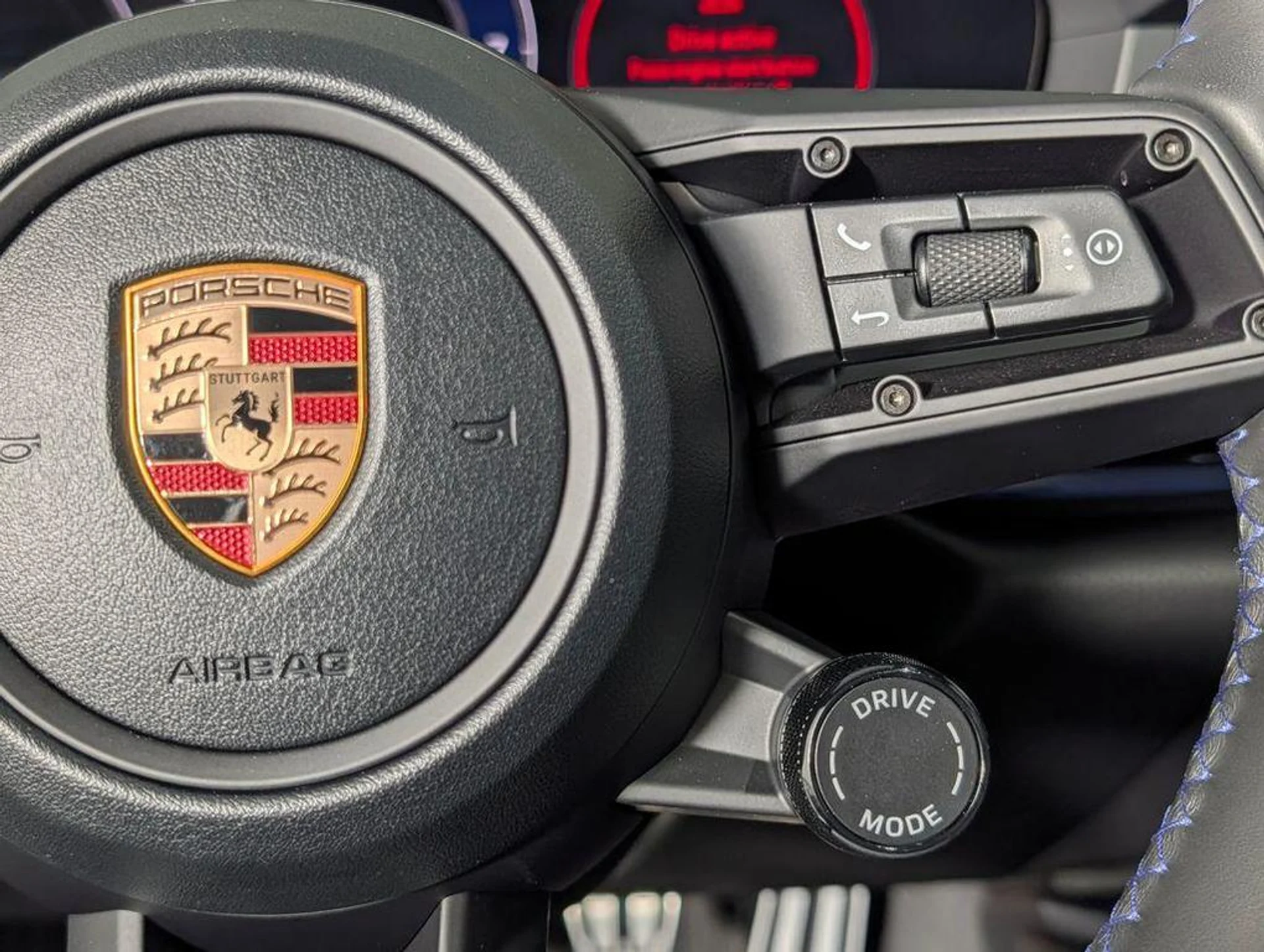 mph036_3077281833_gmu_Jk_Mdnei_Pak_RZW_Sc6_NYK_0_GB_0_M_da94a2adf7