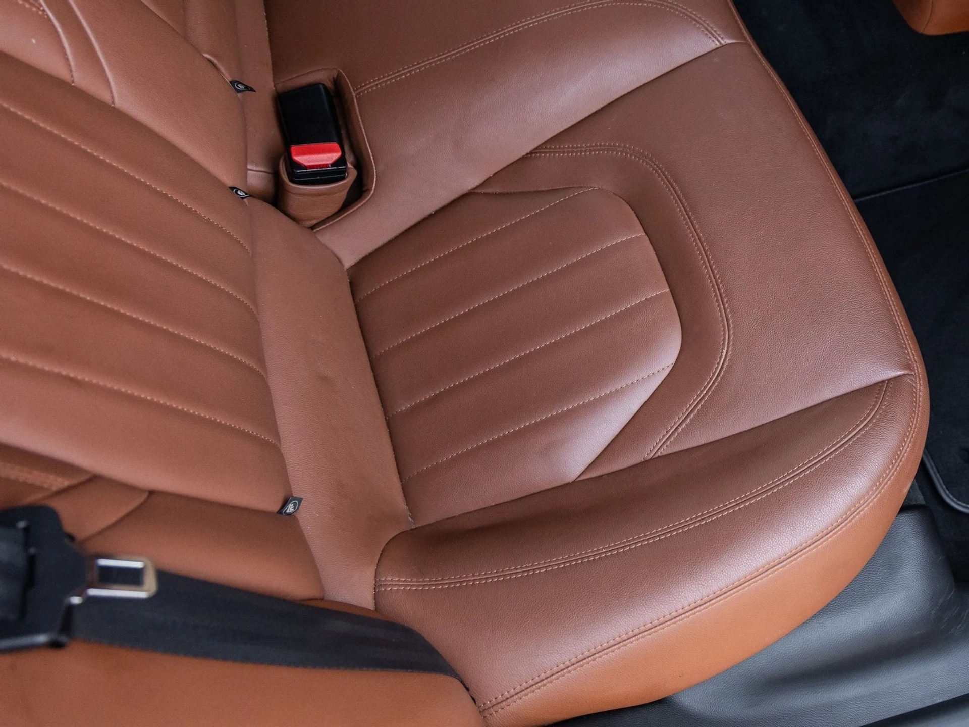 mph036_3086097492_37_a05ded3ede