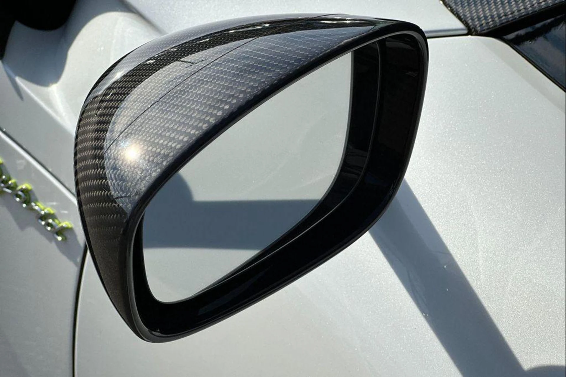 mph036_3086341386_Hp_P_Cfj_Gf_W_Cu_LWR_1q_Yq_J0_L_i_Ip6_E_300efc4fac