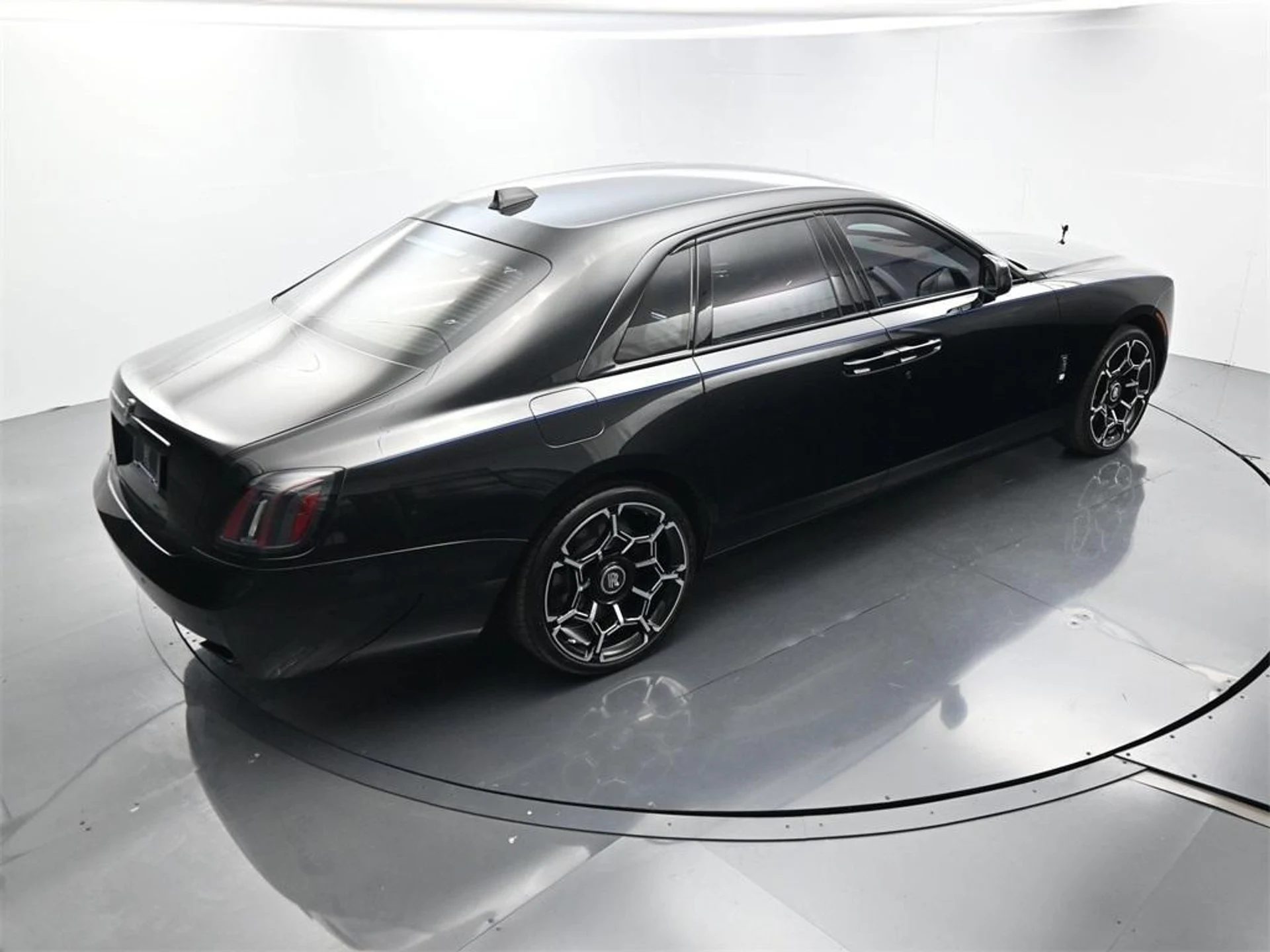 mph036_3093537467_973ydt_N6j0v6_U_zj7e_Qjn_E1b63_E_4e2fc6eb19