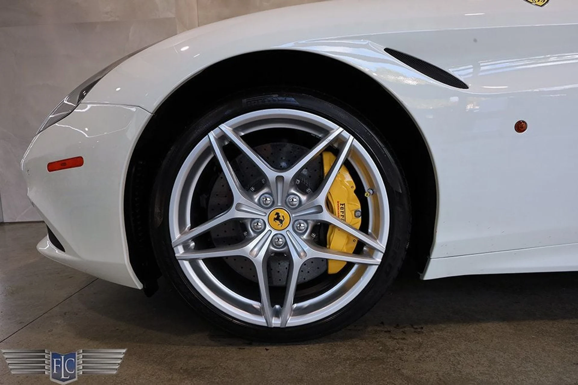 mph036_3095740160_used_2015_ferrari_california_t2drconvertible_9689_22995447_37_1024_8e2719bf6f