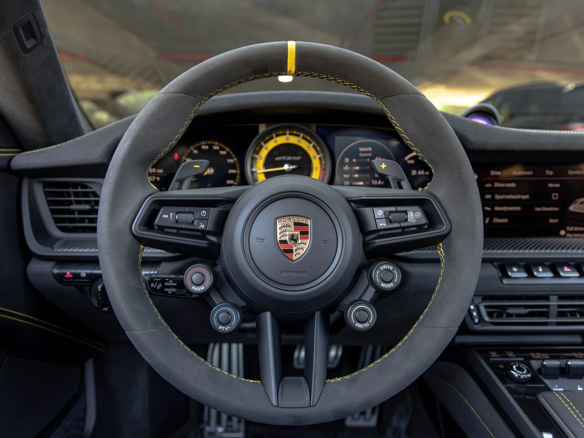 mph036_3098180447_37_4a33115952