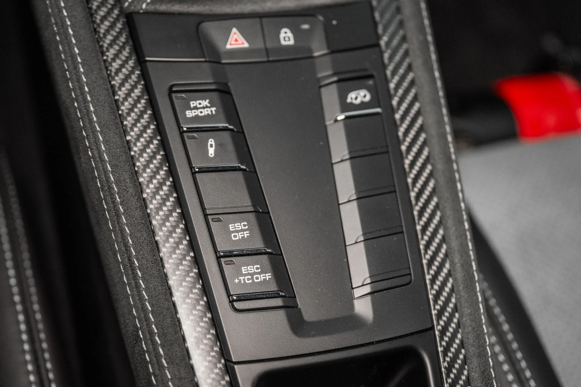 mph036_3120400630_Used_2024_Porsche_718_Cayman_GT_4_RS_1762886249_49f0781422