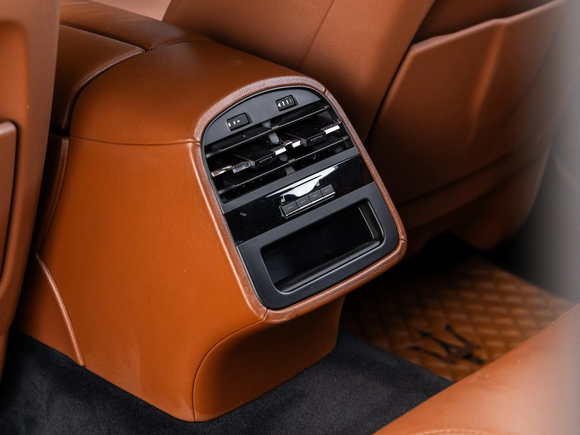 mph036_3129479252_37_0dfd9f5f49