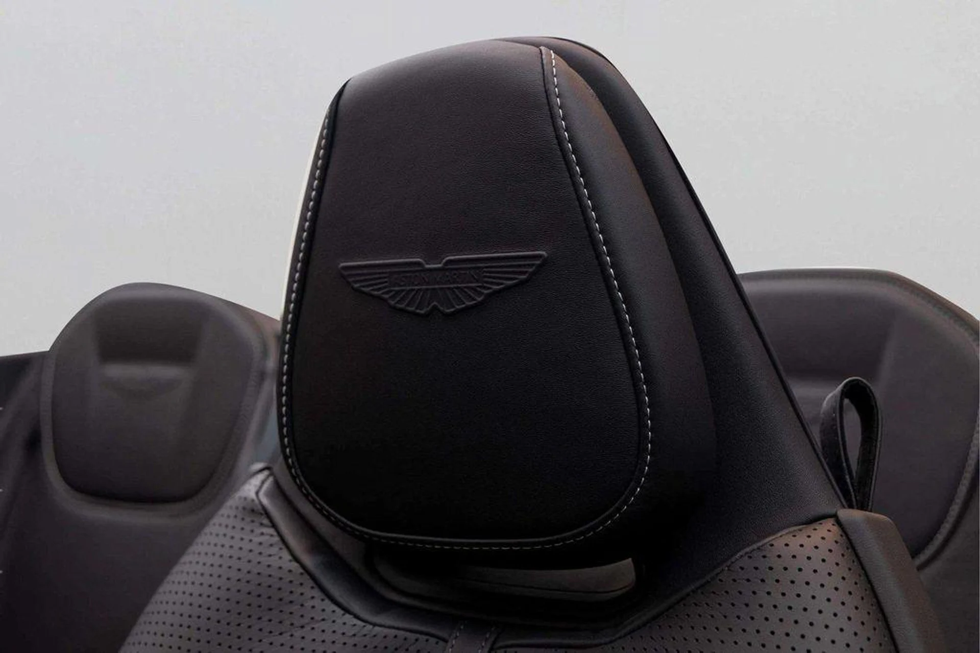 mph036_3130771824_Du_Mc_s_Nxw4_Nu_Wa_W6_O_Ixpr_VOG_Ay_A_cab90b19ee