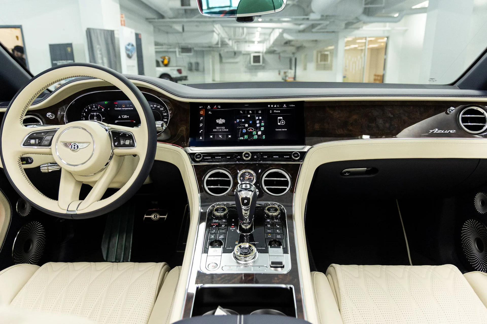 mph036_3137022536_37fa7a7f1635edad8183eaacbaafdfb9x_31787fc079