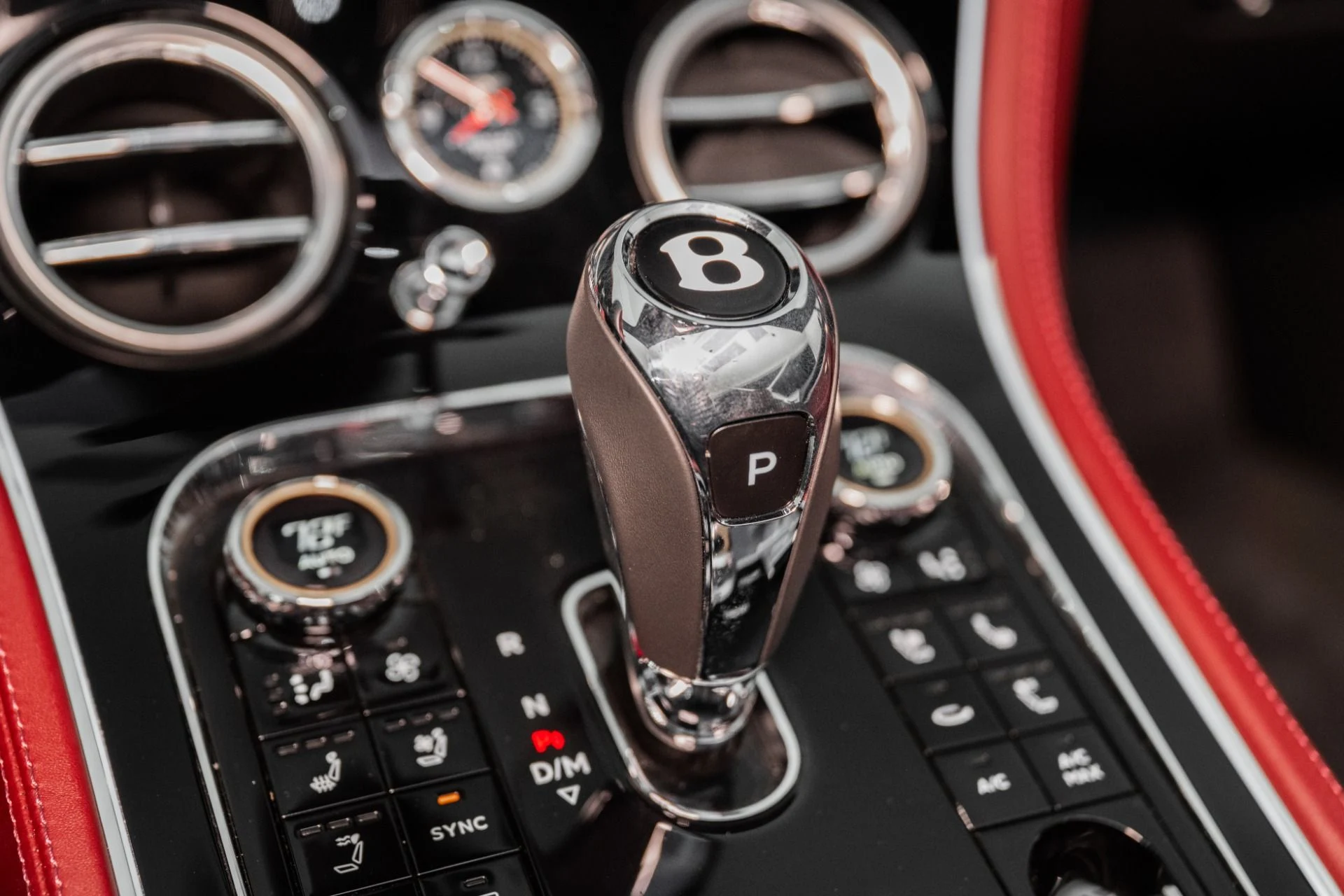 mph036_3140656834_Used_2024_Bentley_Continental_GT_Speed_1762885714_875a5defe6