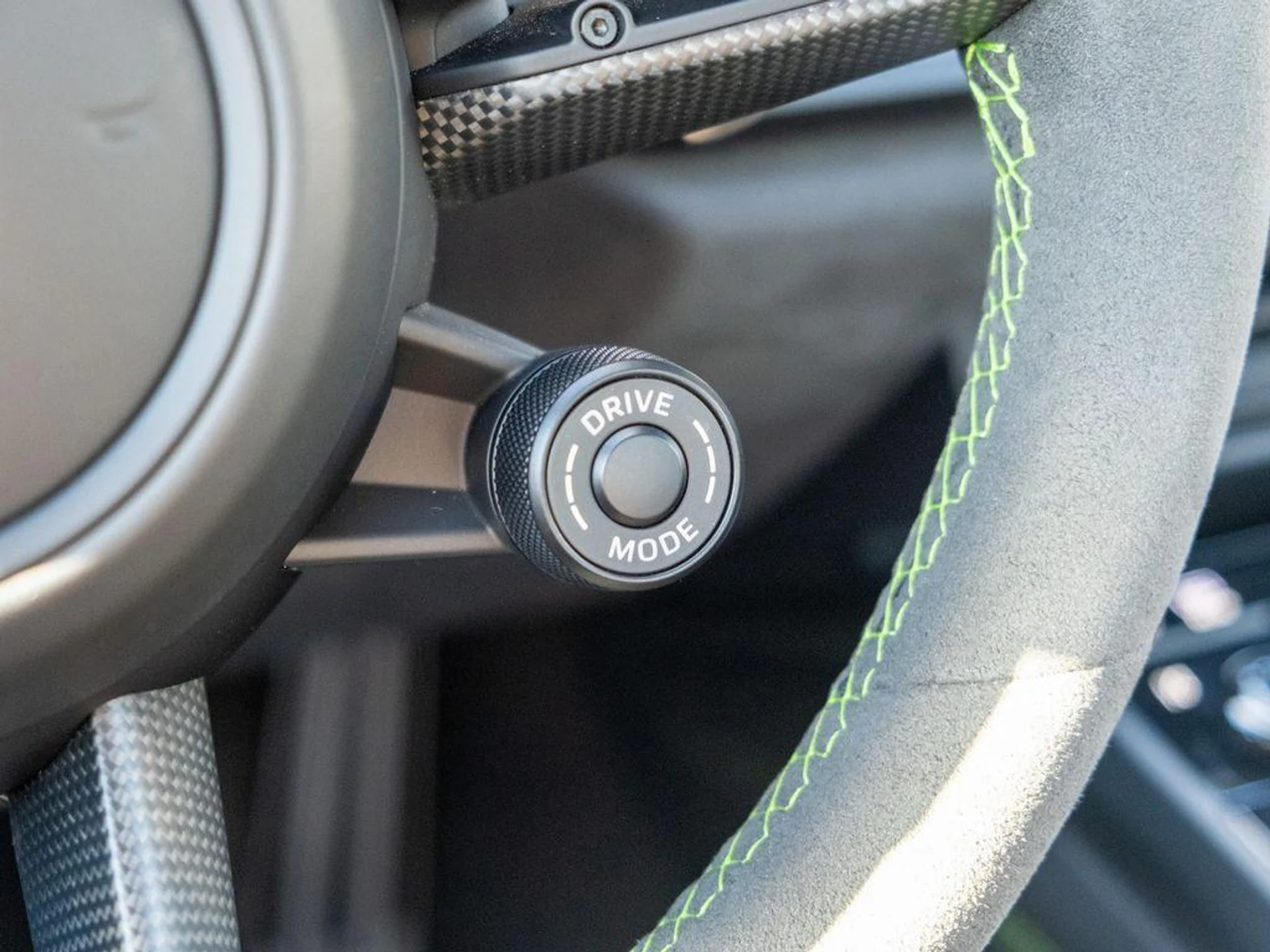 mph036_3151326777_1_U1q_Q_Sif_N4_K6l_OOJ_Mrh_NXKFN_5_D4_d5aeac9397