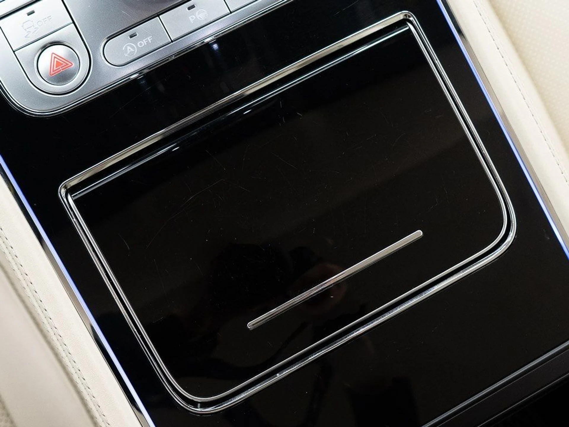 mph036_3163109211_e17f9d40f9e560f0308bb77a485f890f_2ae408d98b