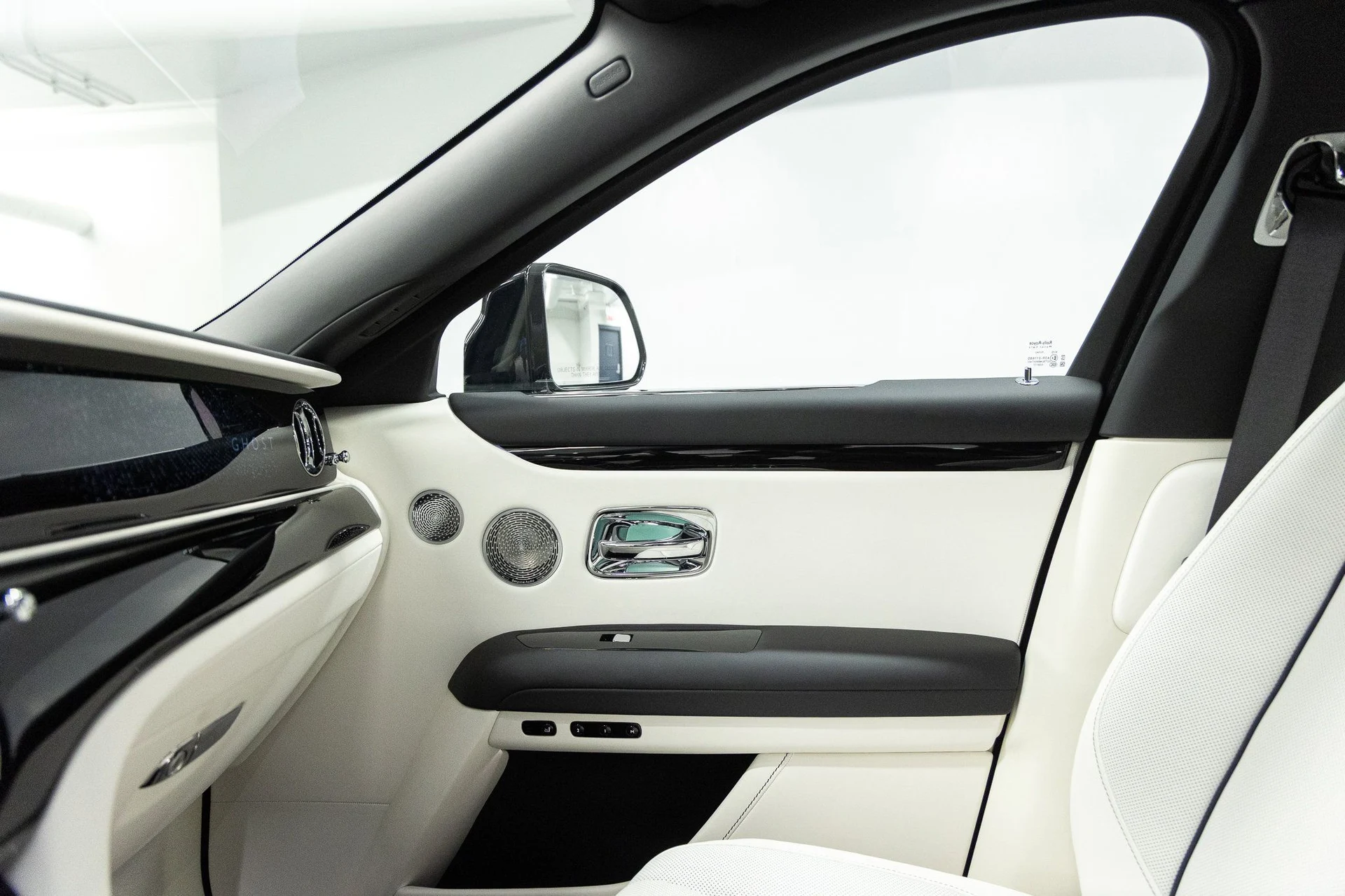 mph036_3165235476_3deb7619078624ed7e6a55a6fc7153bax_472c4f953f