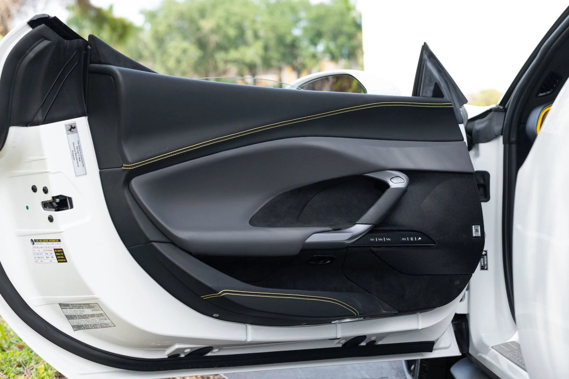 mph036_3174325322_Used_2024_Ferrari_296_GTS_1776964703_ce20014bf8