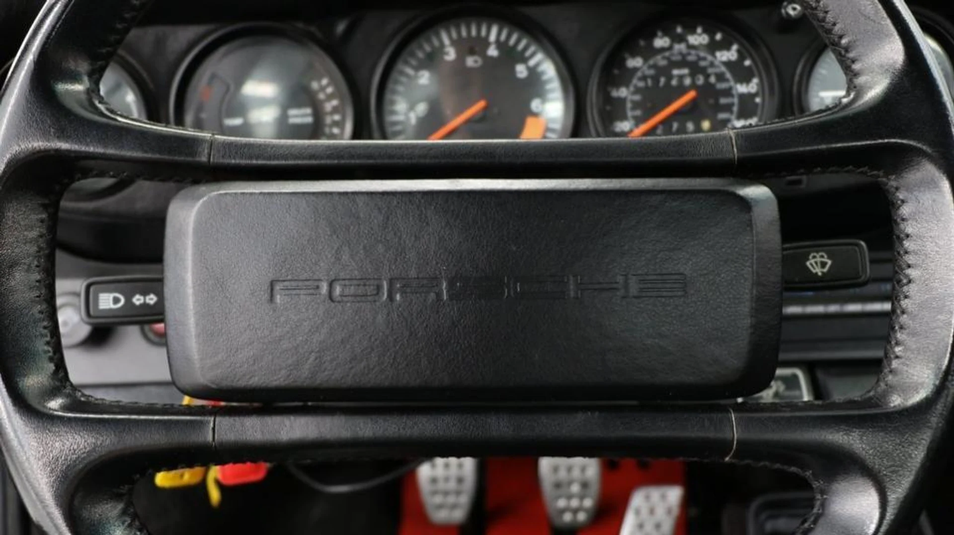 mph036_317497661_I0d_Xc_9iel_RE_Fd_C_Tvv_Y3_J_Bd4_X_Kk_0e9295870f