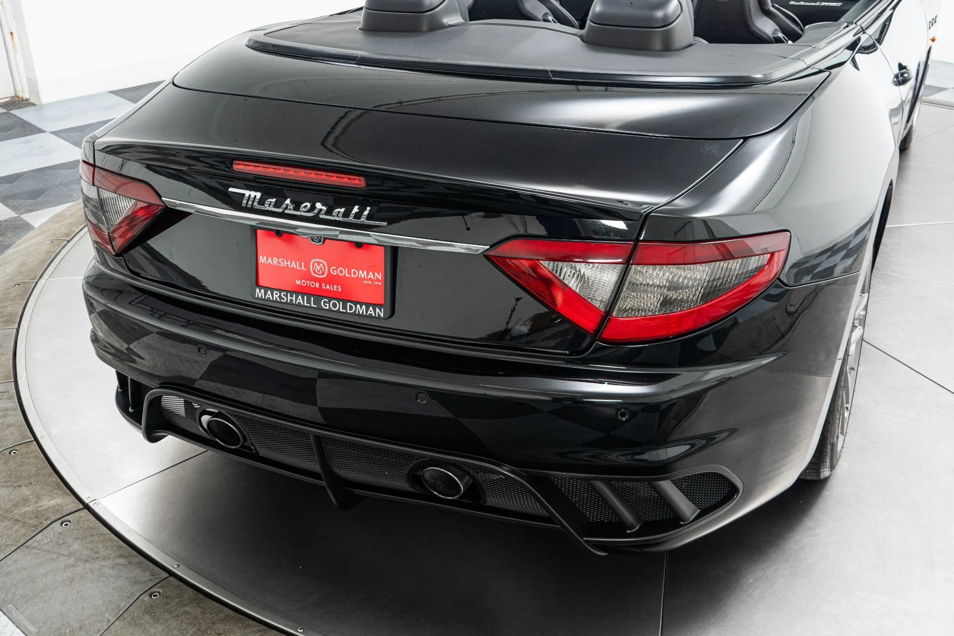 mph036_3178132626_Used_2014_Maserati_Gran_Turismo_Convertible_MC_Special_Order_Paint_Sport_Exhaust_1776271961_dc80e3e76b