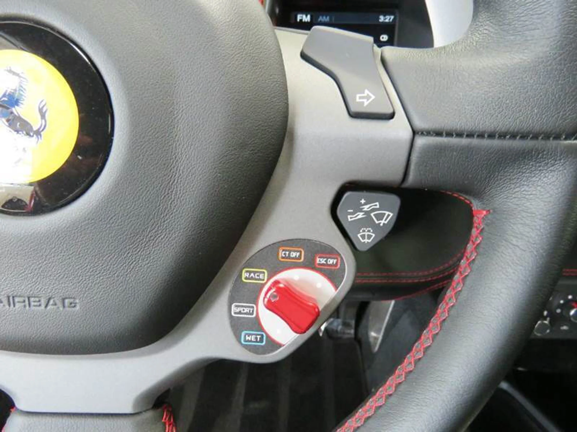 mph036_3178358496_2012_ferrari_458_italia_base_2dr_coupe_8fd915c27d