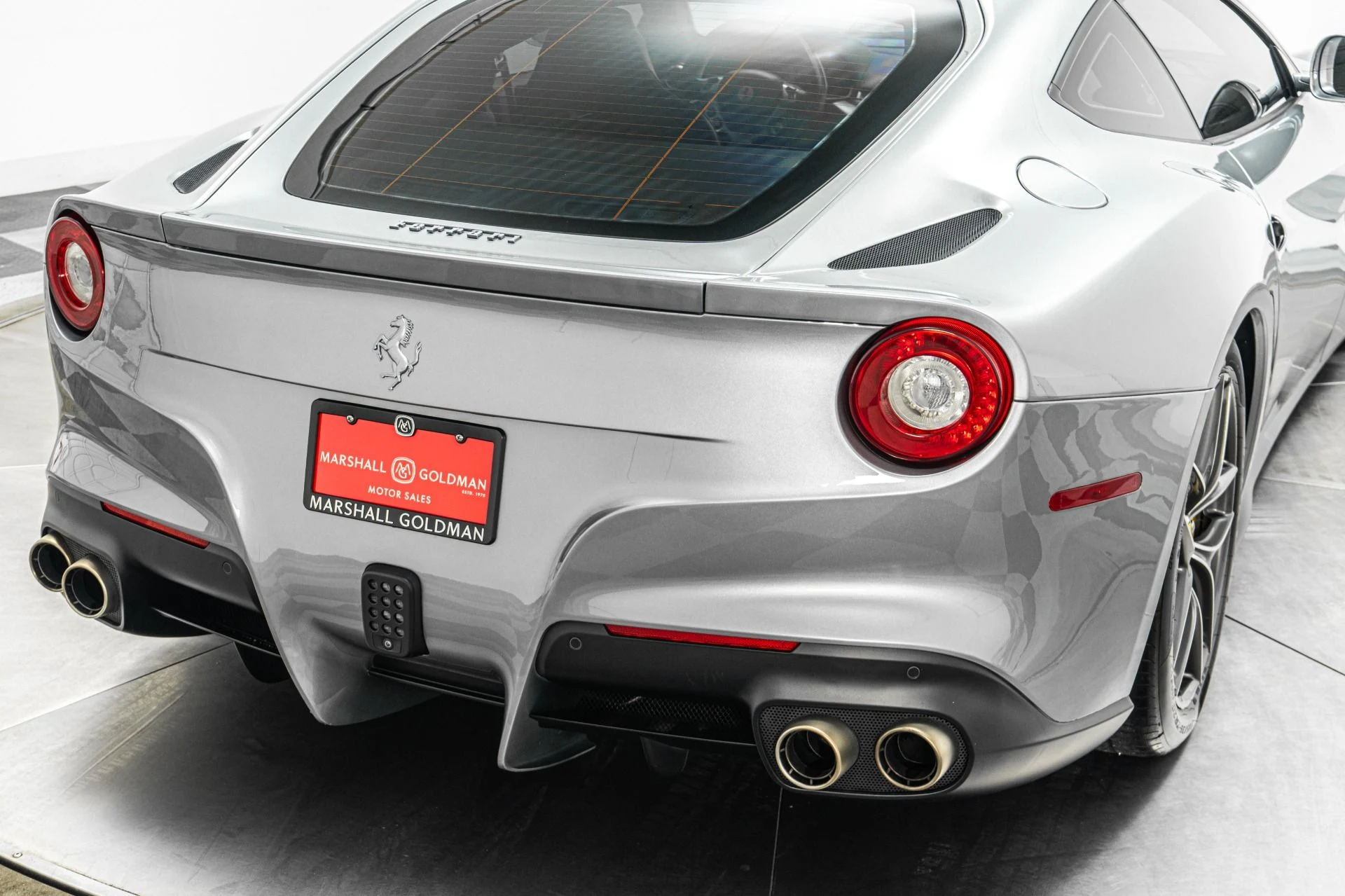 mph036_3183409434_Used_2016_Ferrari_F12berlinetta_1778185816_4004c68284